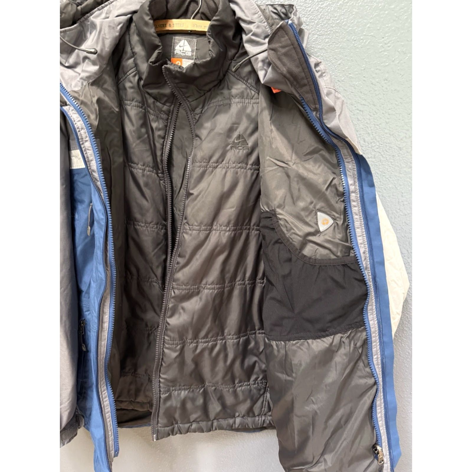 Nike VINTAGE Nike ACG Two Layer Puffer Jacket With Black Vest Liner Size L Men’s Size US L / EU 52-54 / 3 - 6 Thumbnail