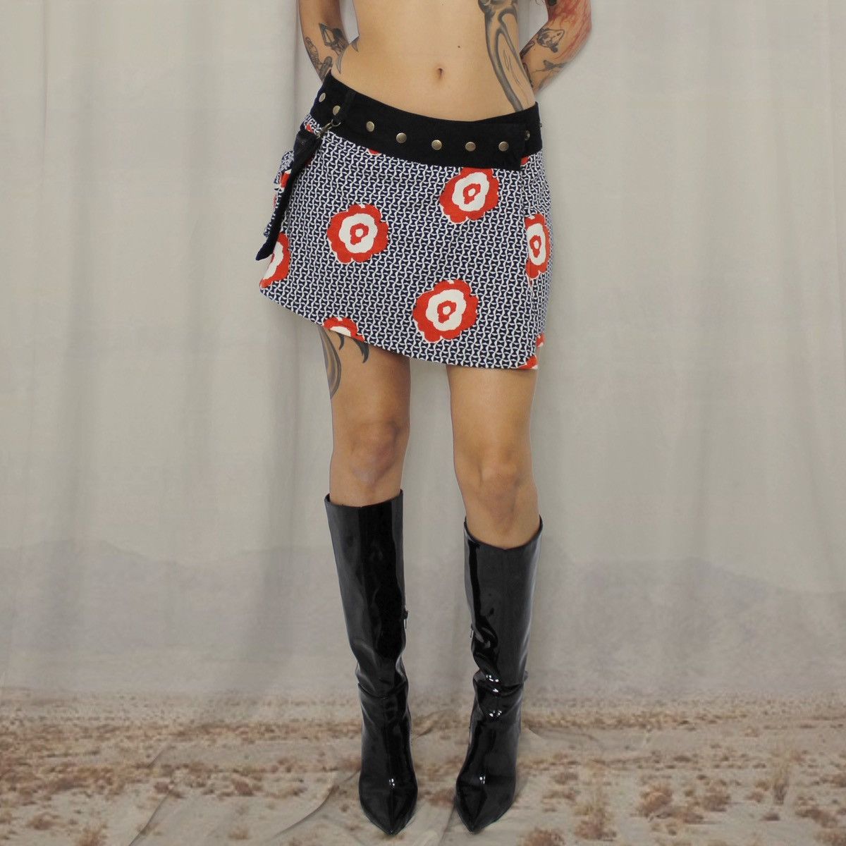 Other 🌺FLOWERS WRAP MINISKIRT🌺 Size 28" / US 6 / IT 42 - 1 Thumbnail