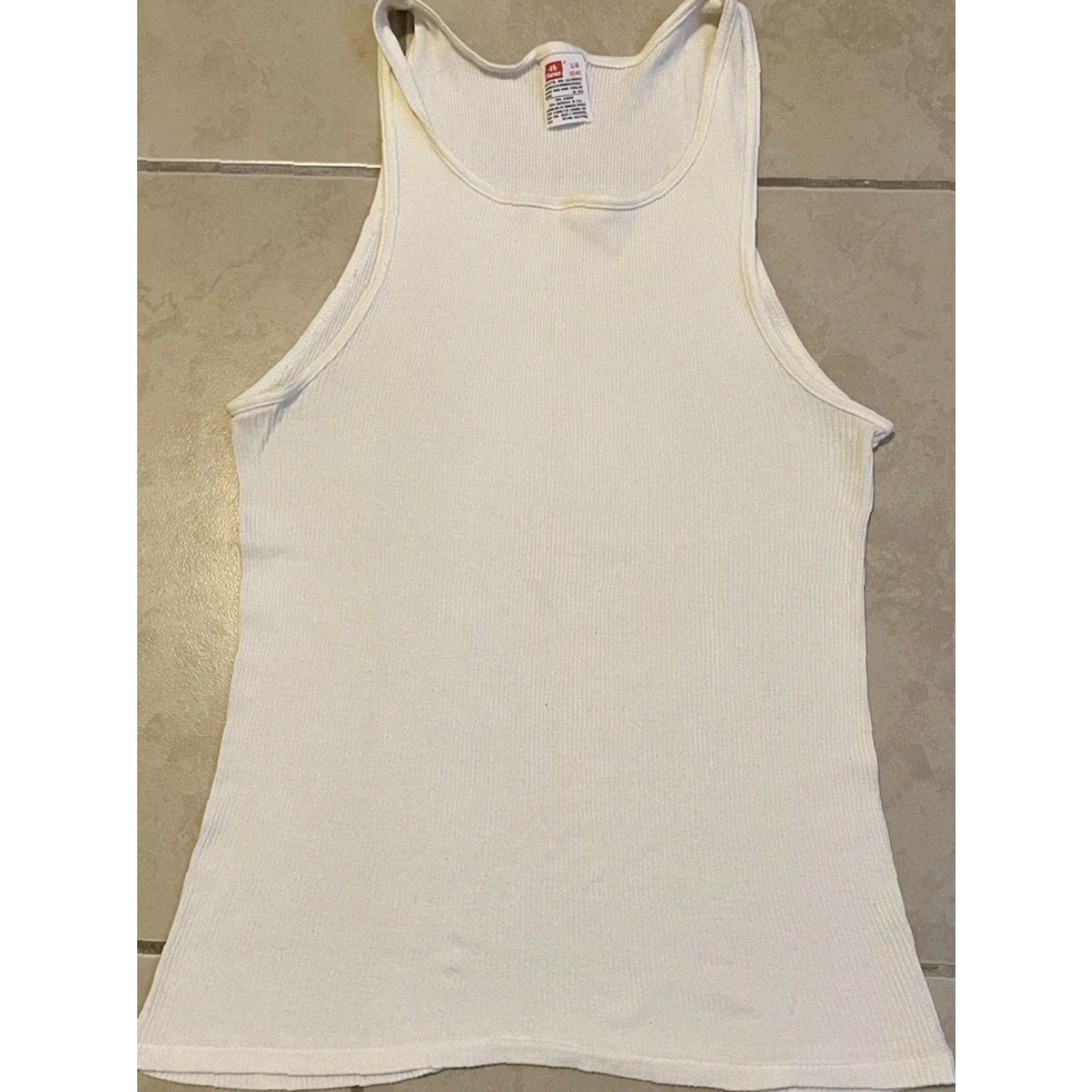 Hanes VINTAGE Hanes Tank Top S White 80s 90s Ribbed Faded Single Stitch Men Sleeveless T-Shirt Grunge Punk Skate Surf Trucker Biker 90s USA Rock Size US S / EU 44-46 / 1 - 2 Thumbnail