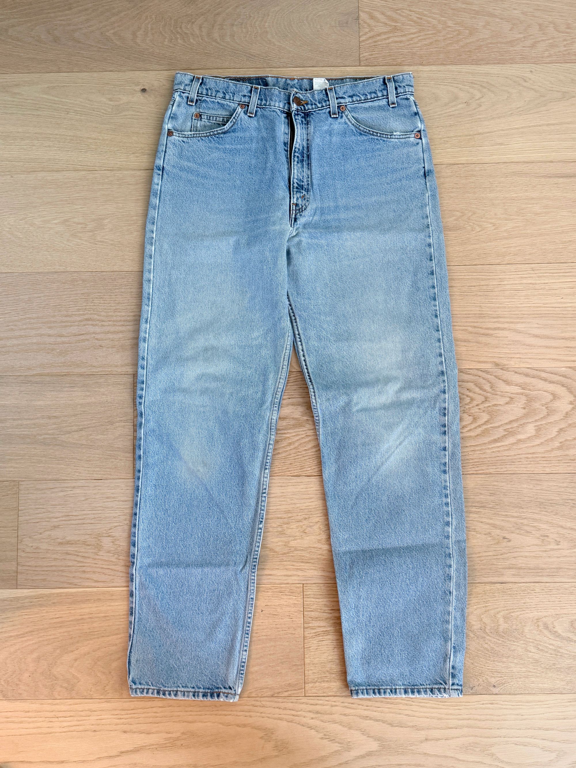 Levi's Vintage Clothing Vintage Levis Jeans Mens 34x33 Blue 550 Orange Tab Size US 34 / EU 50 - 1 Thumbnail
