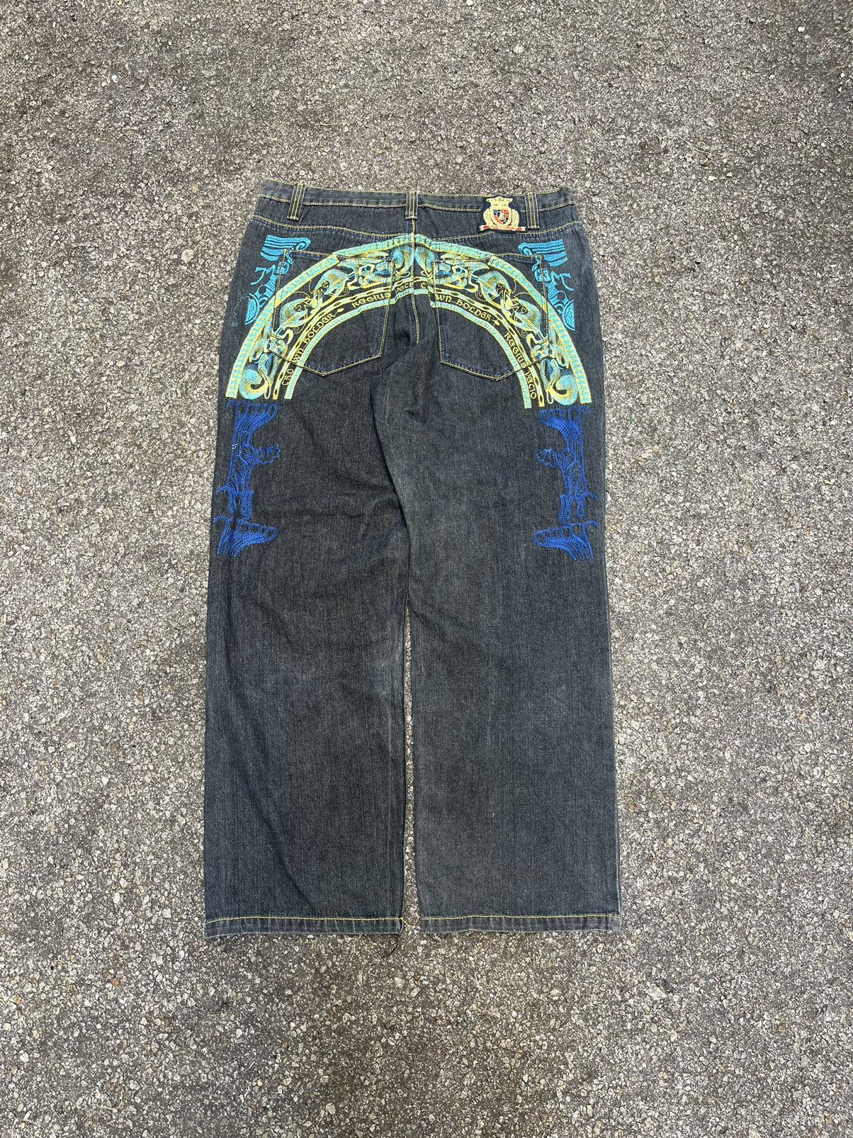 JNCO Vintage Crown Holder Arts Embroidery Denim Jeans Size US 40 / EU 56 - 9 Thumbnail