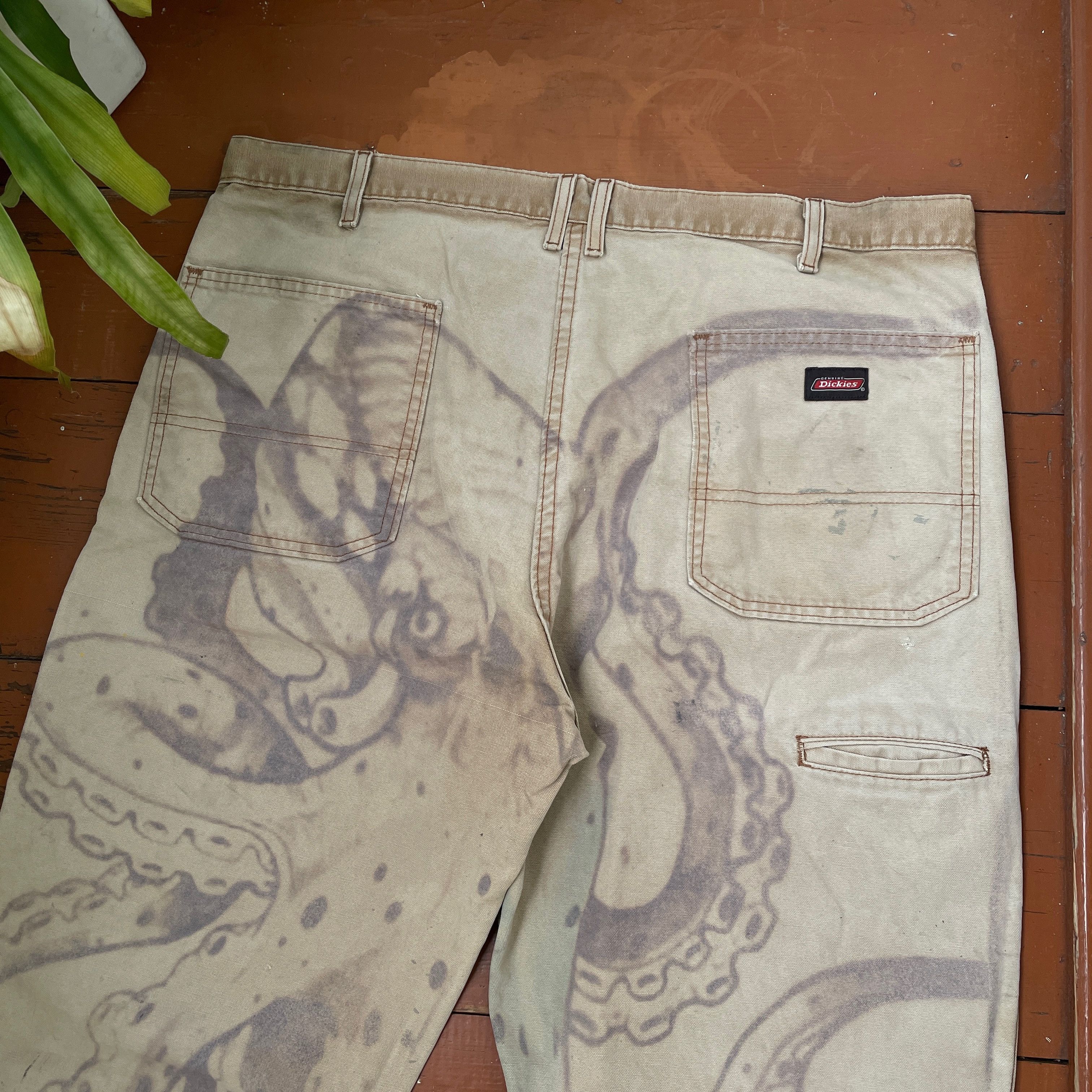 Dickies Dickies Custom Panrs art 1of1 animal octopus squid opium Size US 40 / EU 56 - 3 Thumbnail