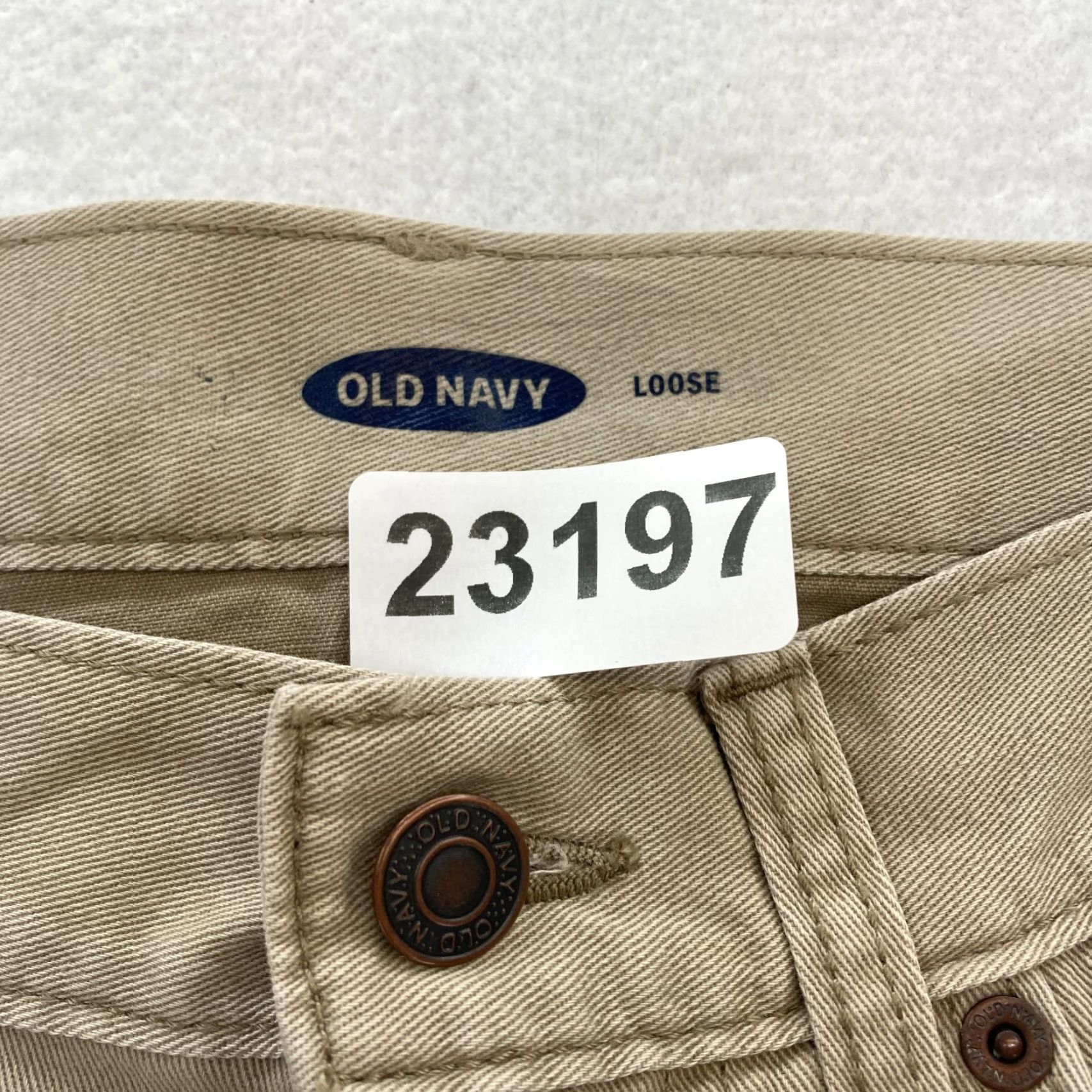 Old Navy Old Navy Chino Pants Mens 30x30 Loose Relaxed Straight Khaki Beige Straight Size US 30 / EU 46 - 5 Thumbnail