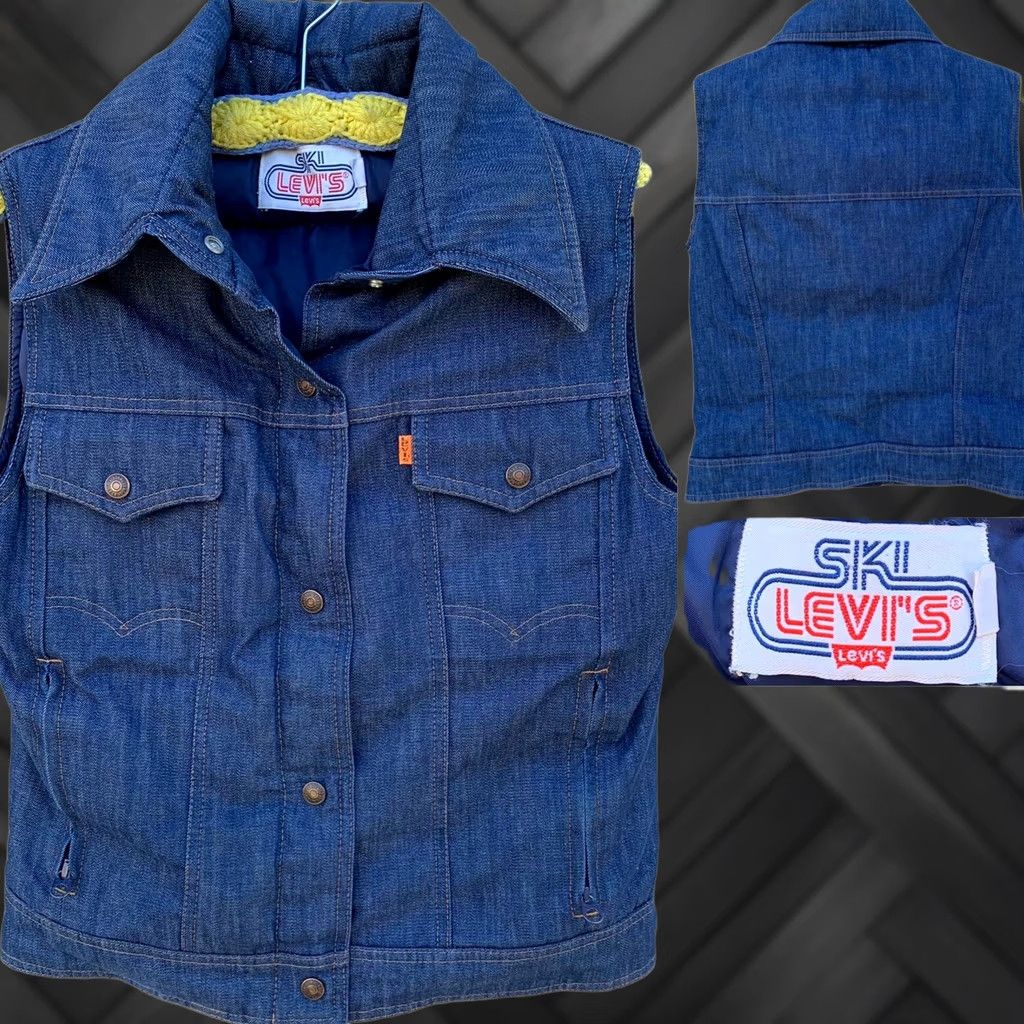 Levi's VINTAGE Levi's Ski Vest Denim Goose Down 70s 1970s Orange Tab Puffer Size 12 Women Blue Denim/Down Vest, Snap Front, Pockets, Made in USA Size XL / US 12-14 / IT 48-50 - 1 Thumbnail
