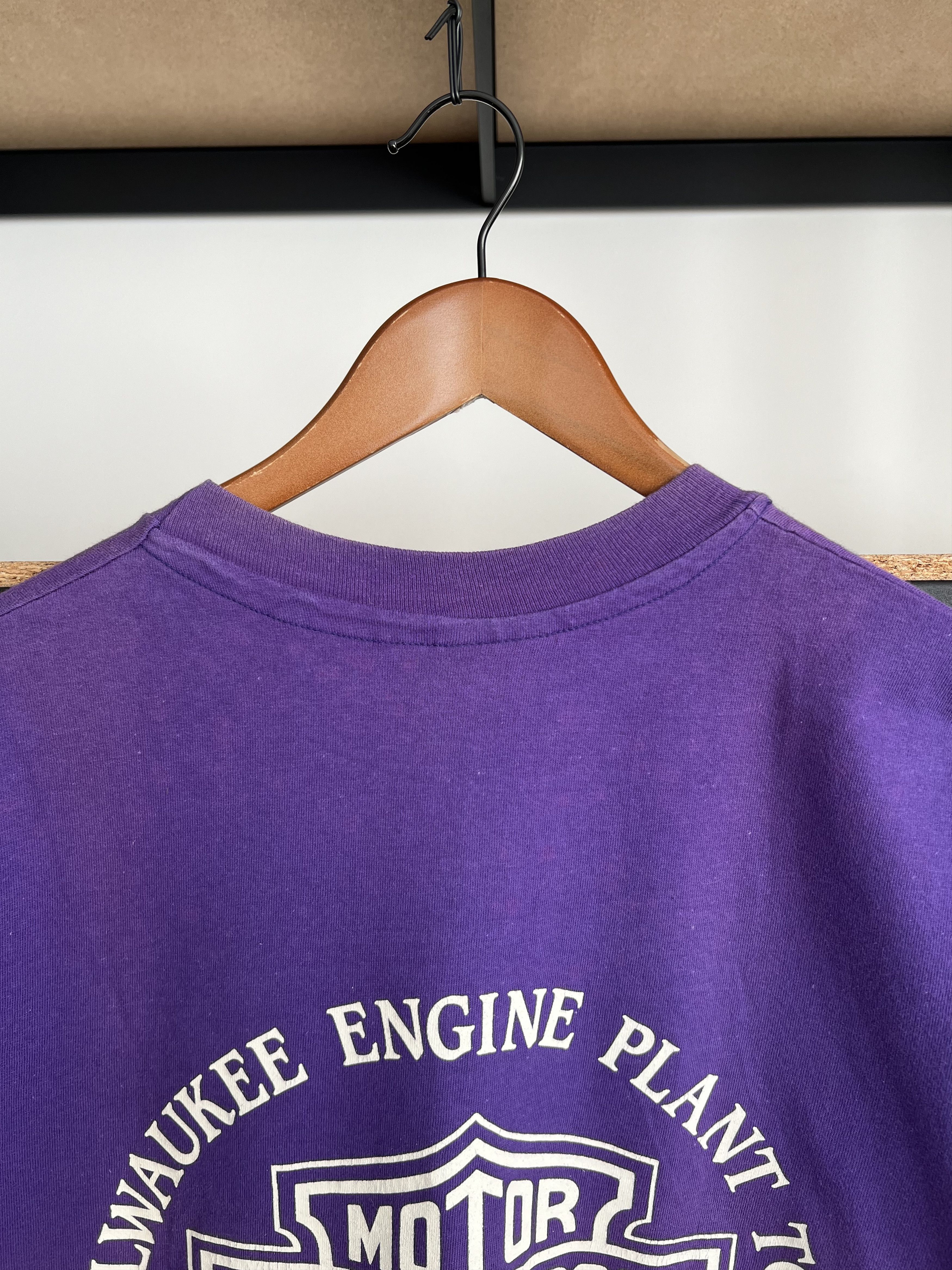 Harley Davidson Vintage 1990 Harley Davidson Eagle Milwaukee Purple T-shirt Size US XL / EU 56 / 4 - 21 Thumbnail