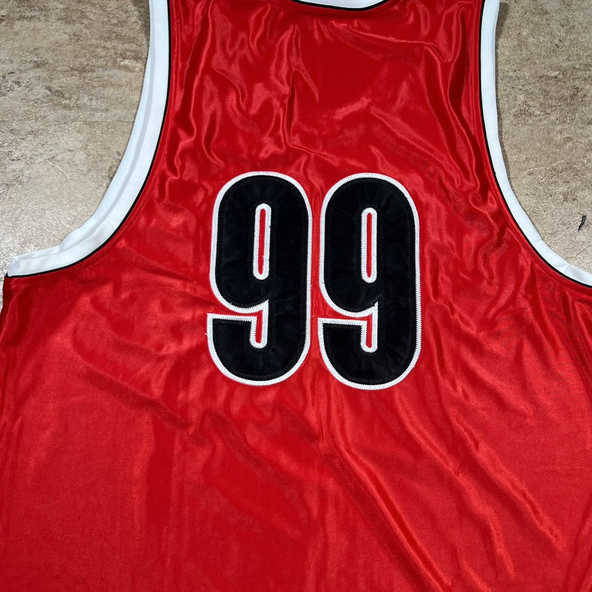 Steve And Barrys × Vintage Vintage Steve & Barry's Canada Basketball Jersey Size XL Size US XL / EU 56 / 4 - 4 Thumbnail