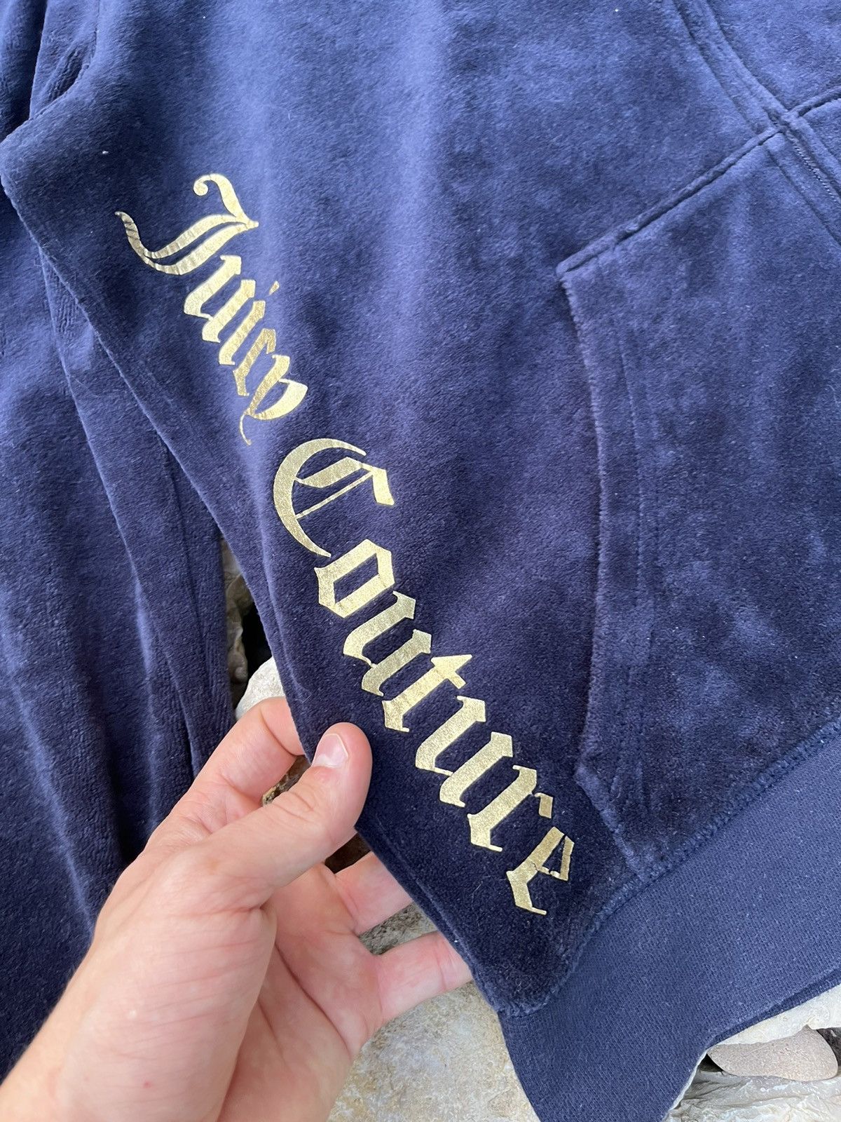 Juicy Couture × Vintage Vintage Juicy Couture y2k velvet black label zip hoodie gold Size L / US 10 / IT 46 - 8 Thumbnail