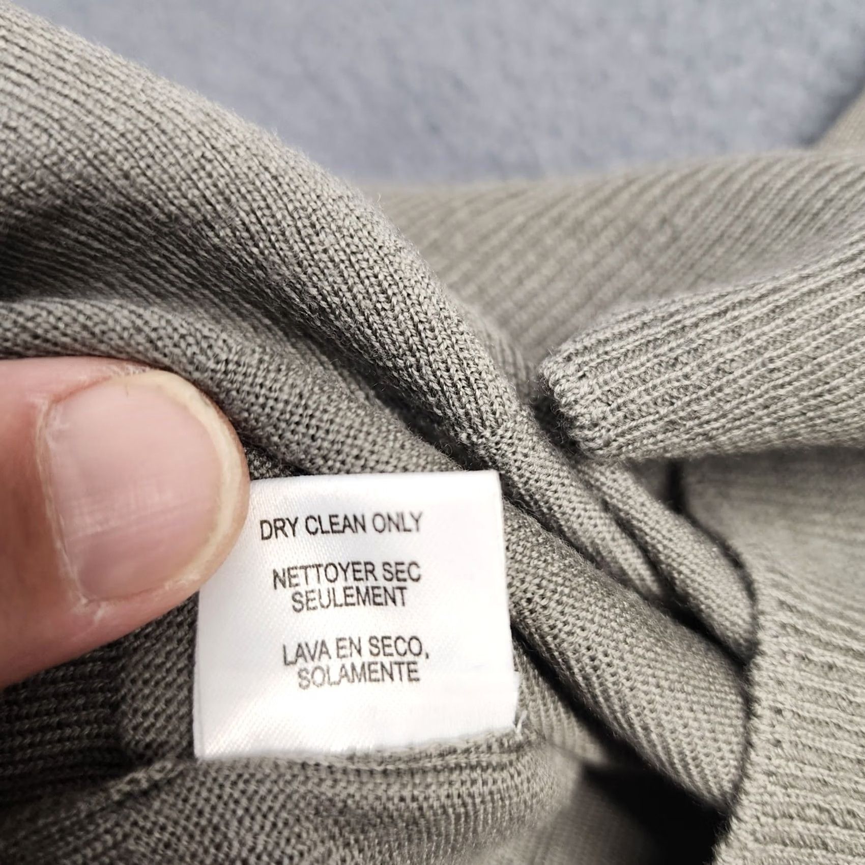 Vintage Keywords: Includes "Worth New York," "Womens," "P 100% Wool," "Lightweight Sweater," "Grey," "Tunic" - direct and specific Size S / US 4 / IT 40 - 7 Thumbnail