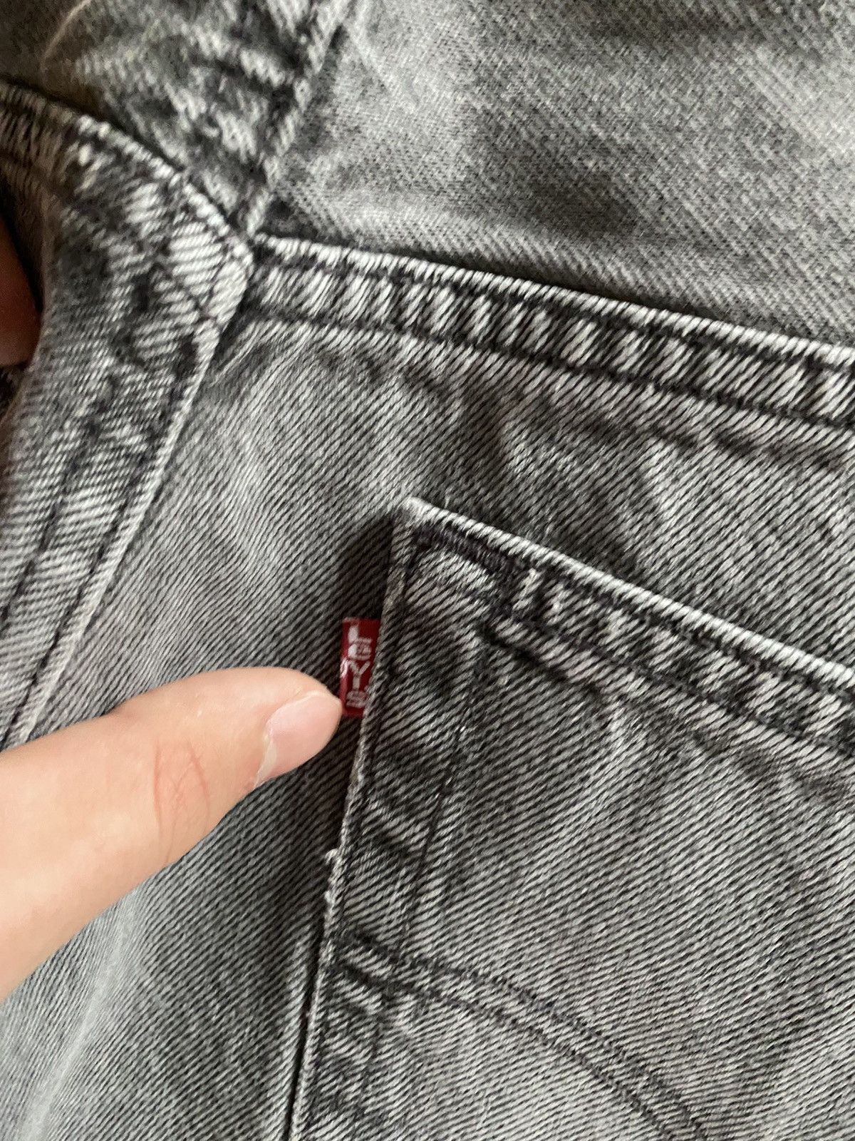 Levi's Vintage Levis 501 Baggy Jeans Made Usa 2000s Washed Denim Size US 34 / EU 50 - 12 Thumbnail