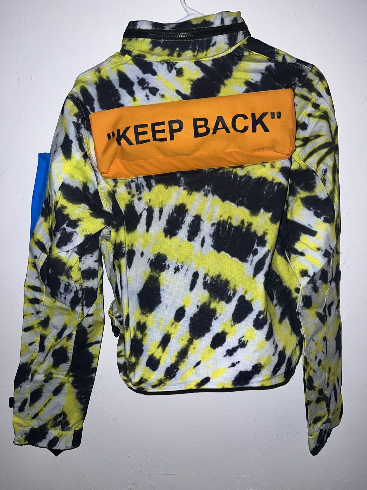 Nike × Off-White OFF-WHITE x Nike Lab Women’s Tie Dye NRG Windbreaker Volt Size L / US 10 / IT 46 - 2 Thumbnail