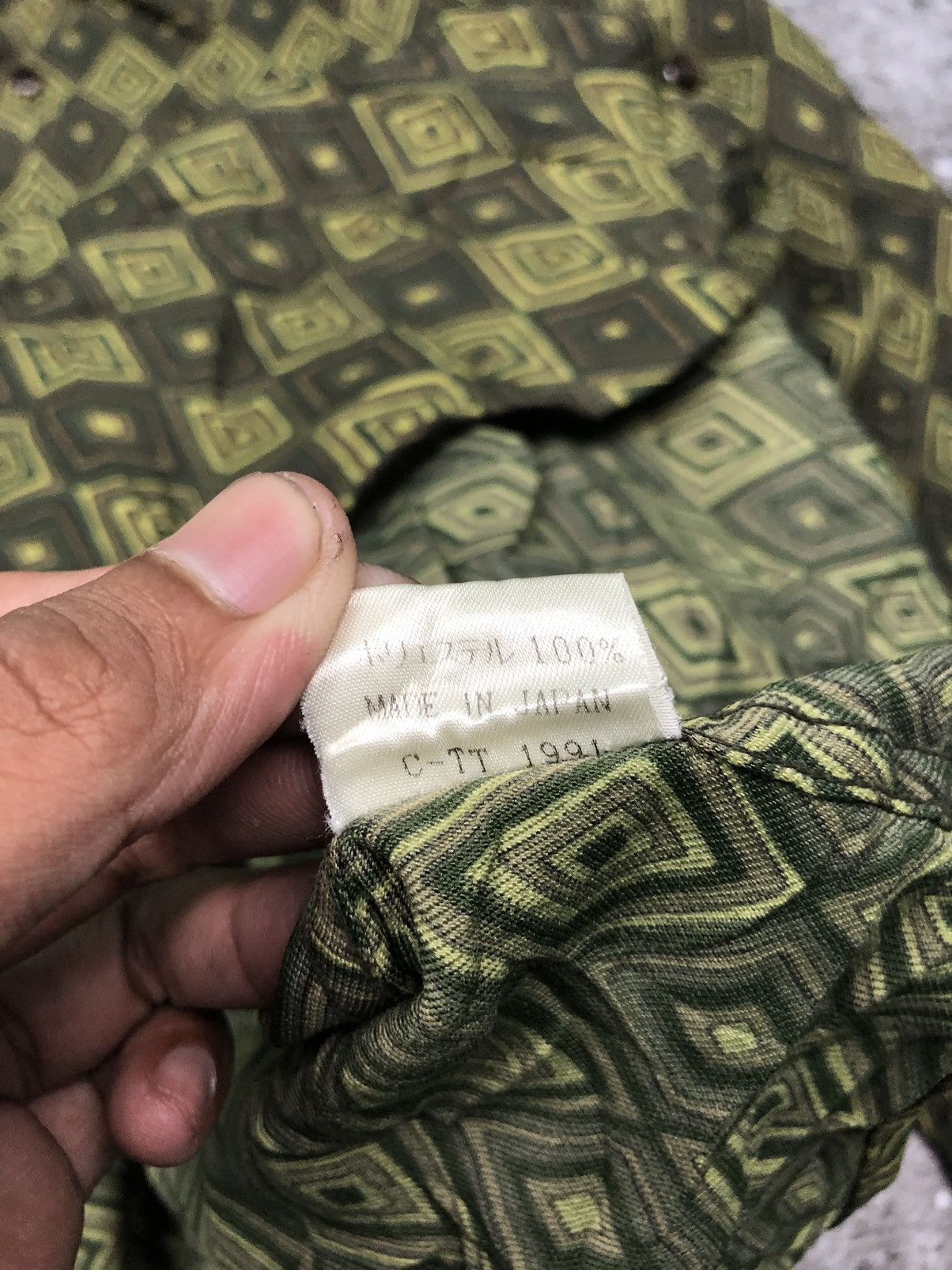 Beams Plus × Beauty Beast × Tornado Mart BEAMS Button Shirt Motifnyaaa Unikkkk Size US L / EU 52-54 / 3 - 6 Thumbnail