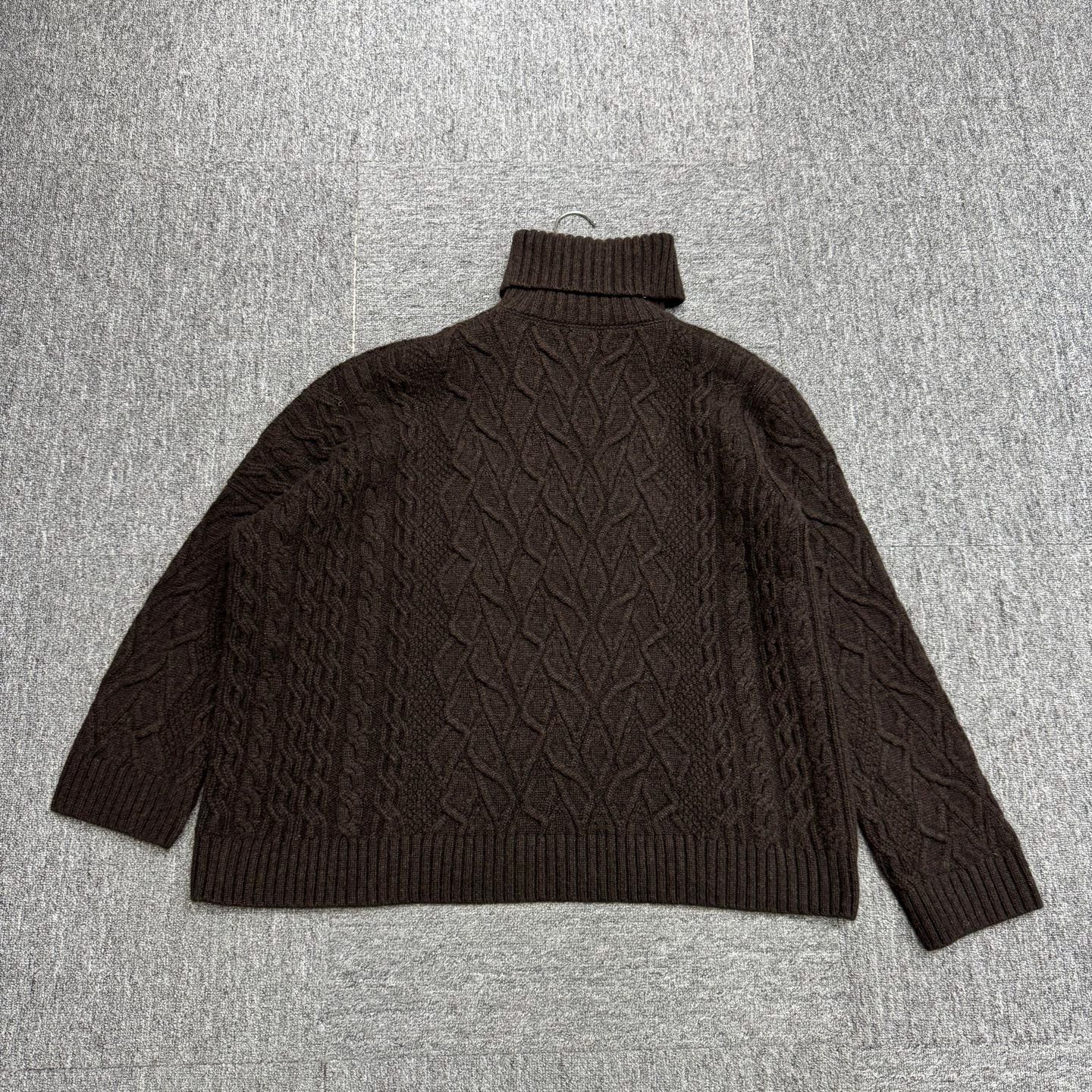 Loro Piana Loro Piana Cashmere Cable Knit Sweater M Size US M / EU 48-50 / 2 - 5 Thumbnail