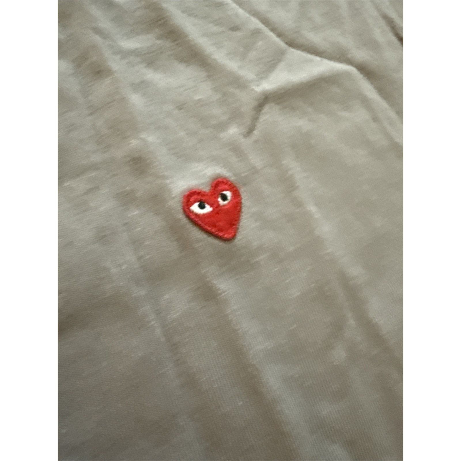 Comme des Garcons CDG Grey Basic Heart Logo Size M PLAY Tops Comme Des Garcons Size US M / EU 48-50 / 2 - 2 Thumbnail