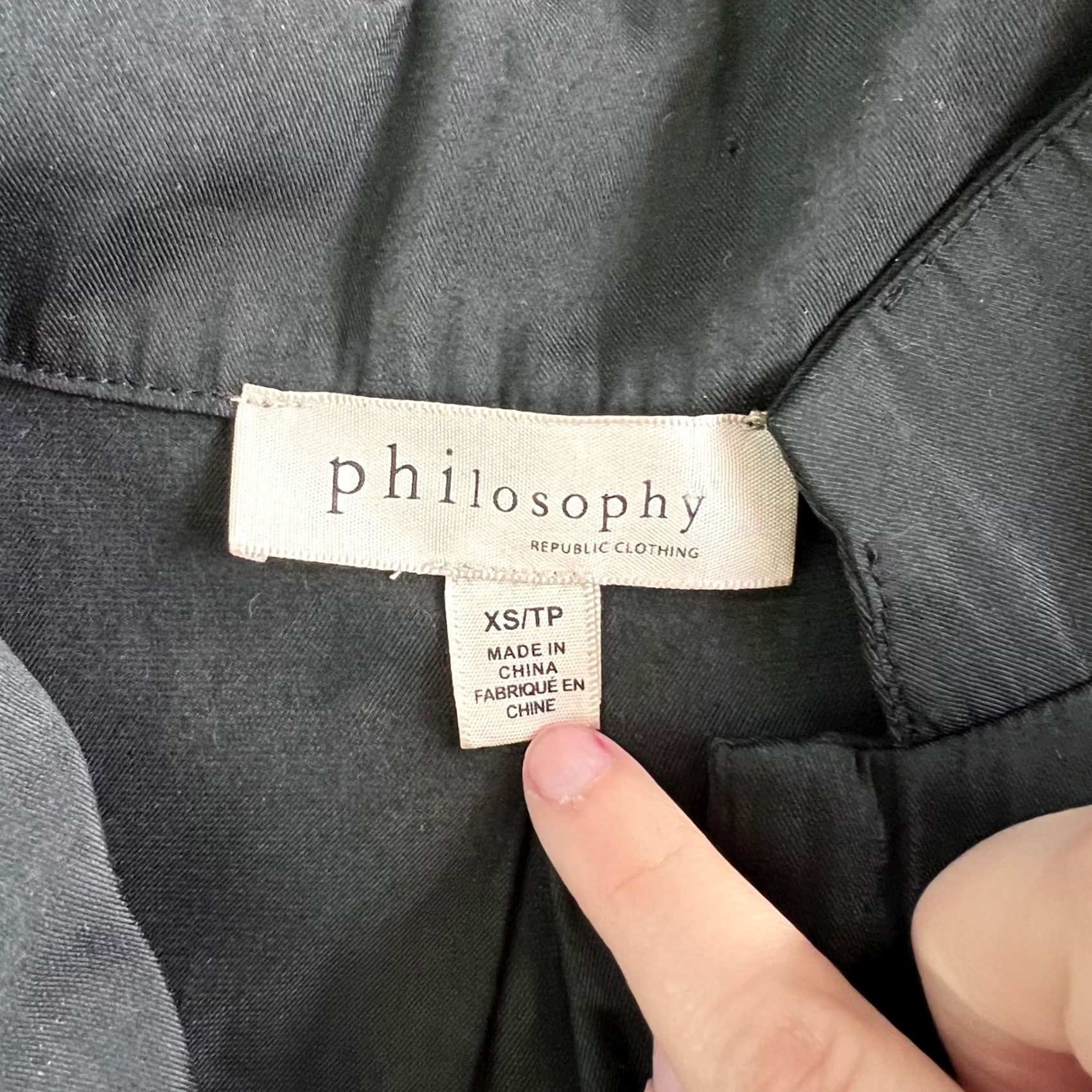 Vintage Philosophy Republic Shirt Womens XS Black Sleeveless Button Front Blouse Size XS / US 0-2 / IT 36-38 - 3 Thumbnail