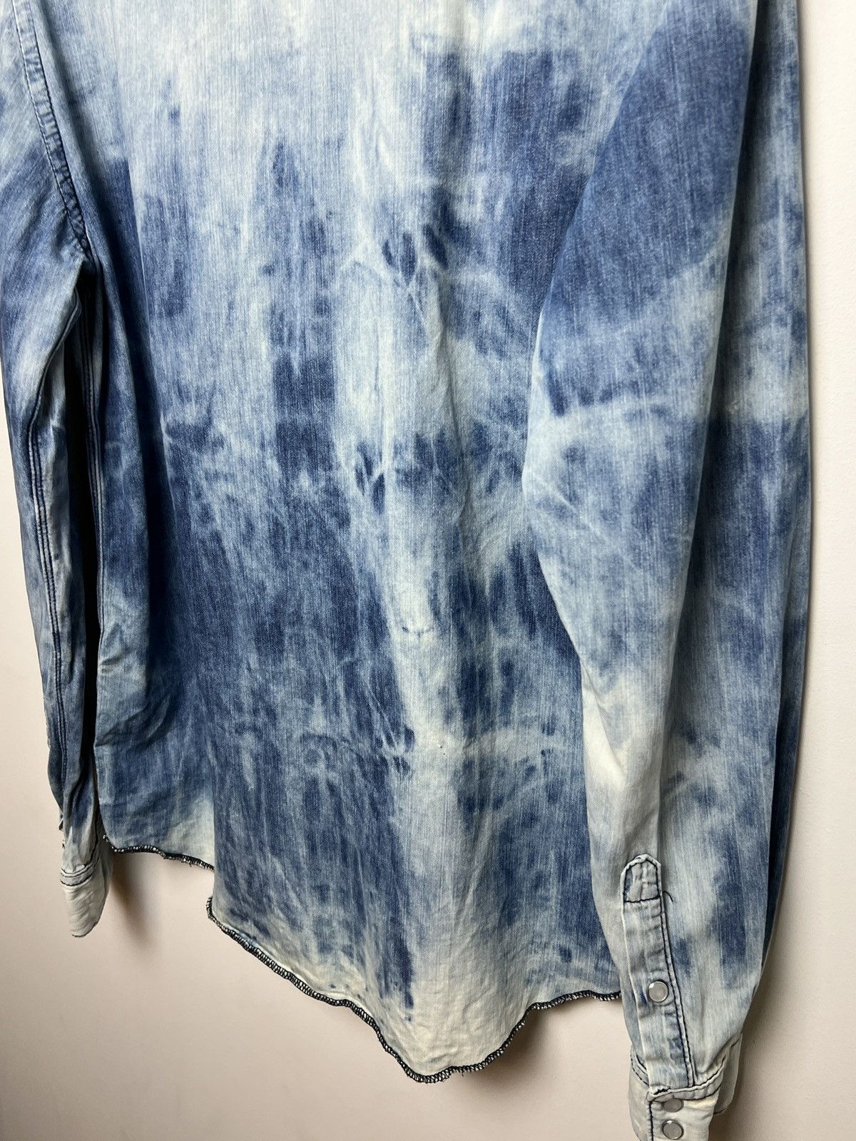 Acne Studios acne vintage bleached travis denim shirt m-l Size US L / EU 52-54 / 3 - 13 Thumbnail