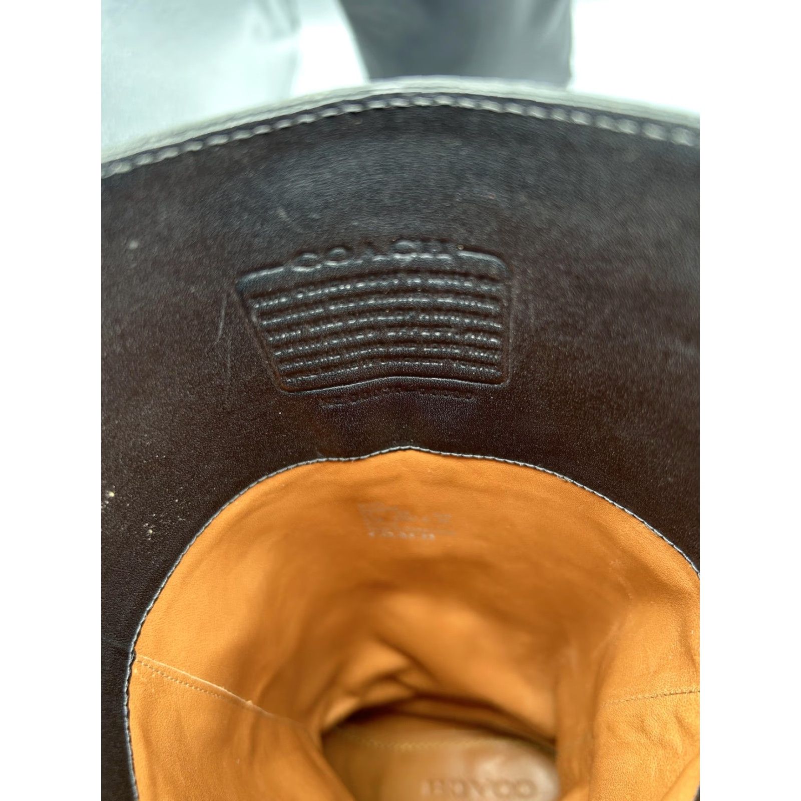 Coach Coach Boots Womens Sutton B Black Leather Knee High Riding Strap Shoes 5.5 36 3 UK 5 AU 5 Leather Lined Rubber Outsole Buckle Strap Zipper Size US 6 / IT 36 - 3 Thumbnail