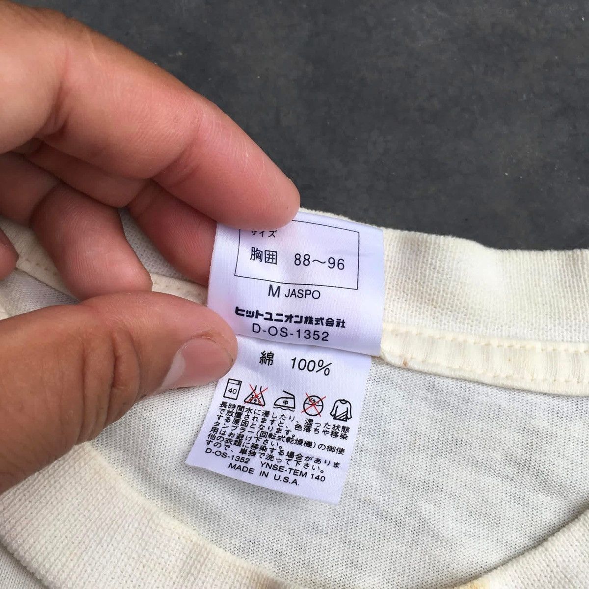 Wilson RARE ‼️ Wilson Sporting Goods Size US M / EU 48-50 / 2 - 5 Thumbnail