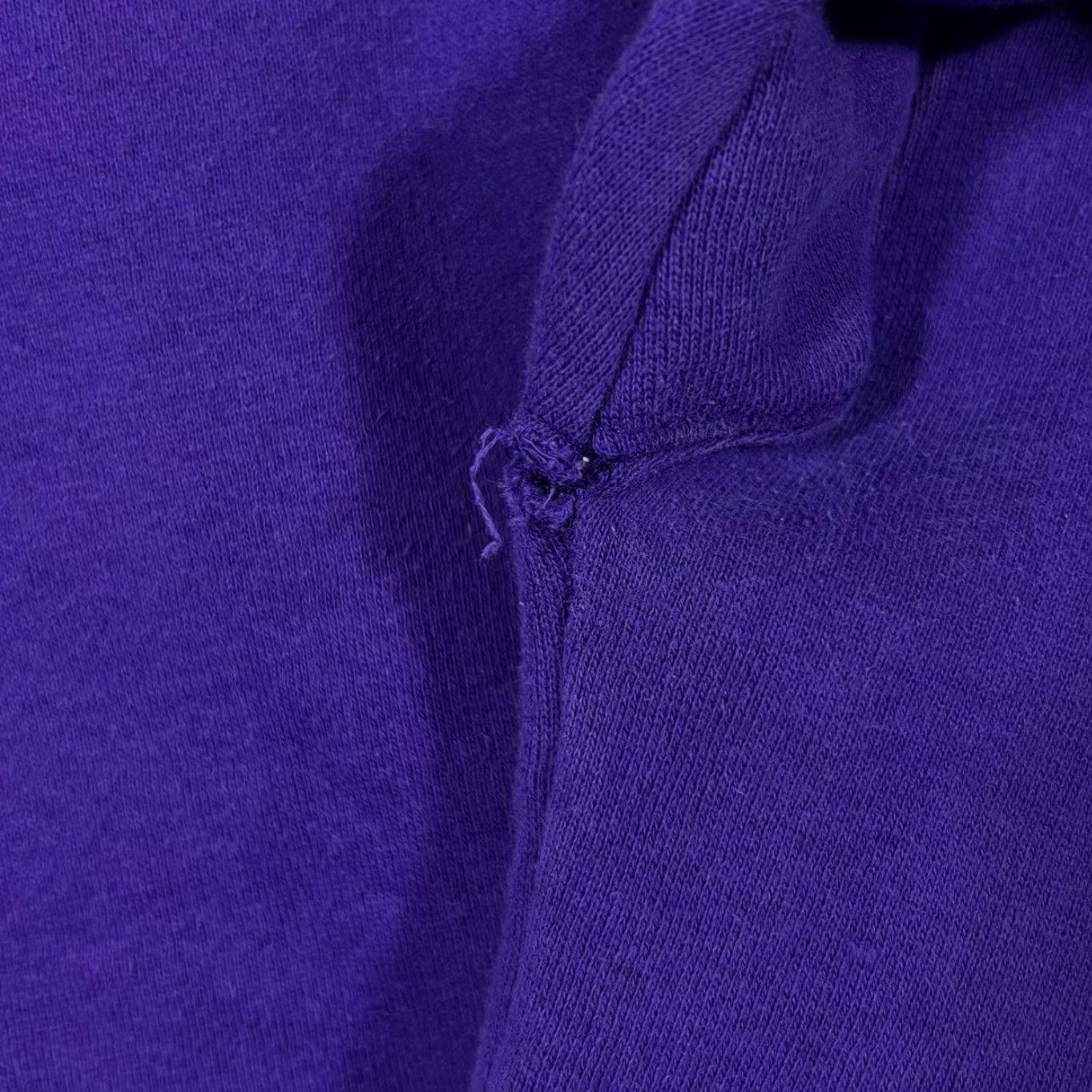 Pro Player VINTAGE Pro Player NBA Toronto Raptors Embroidered Purple Basketball Sweatshirt Large Size US L / EU 52-54 / 3 - 3 Thumbnail