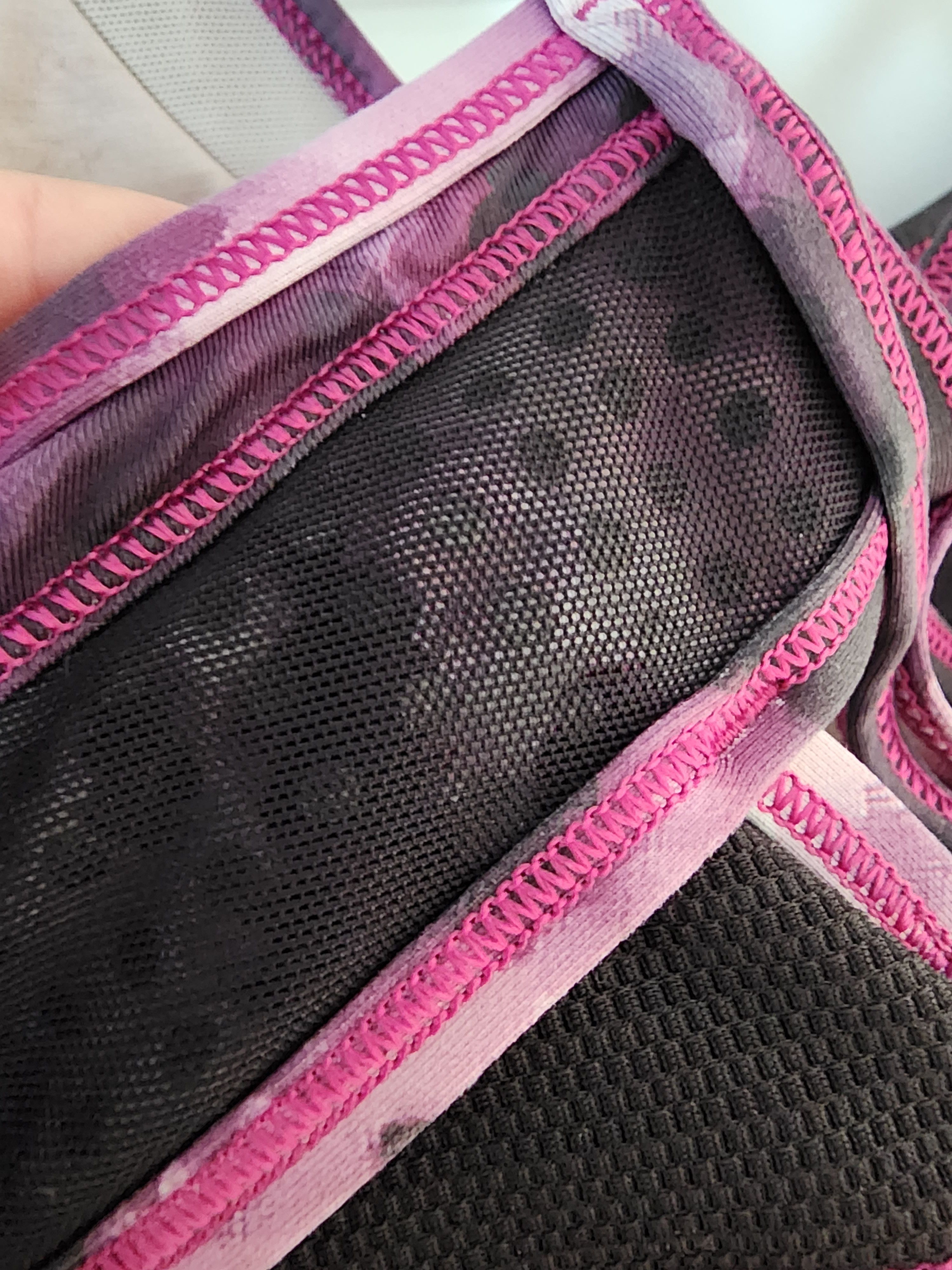 Lululemon Lululemon Strap It Like It's Hot Pixie Raspberry Black Bra S Size ONE SIZE - 3 Thumbnail