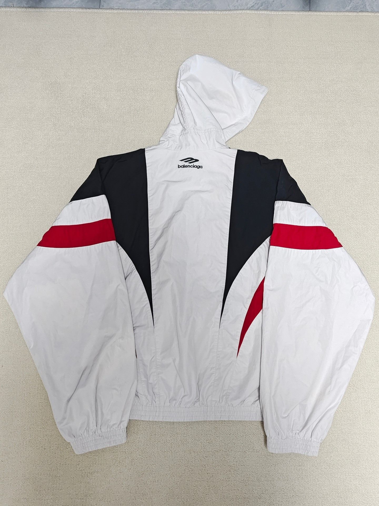 Balenciaga Balenciaga 24SS Red & White Sport 3 B Panel SPORTS Hooded Z Size US S / EU 44-46 / 1 - 2 Thumbnail