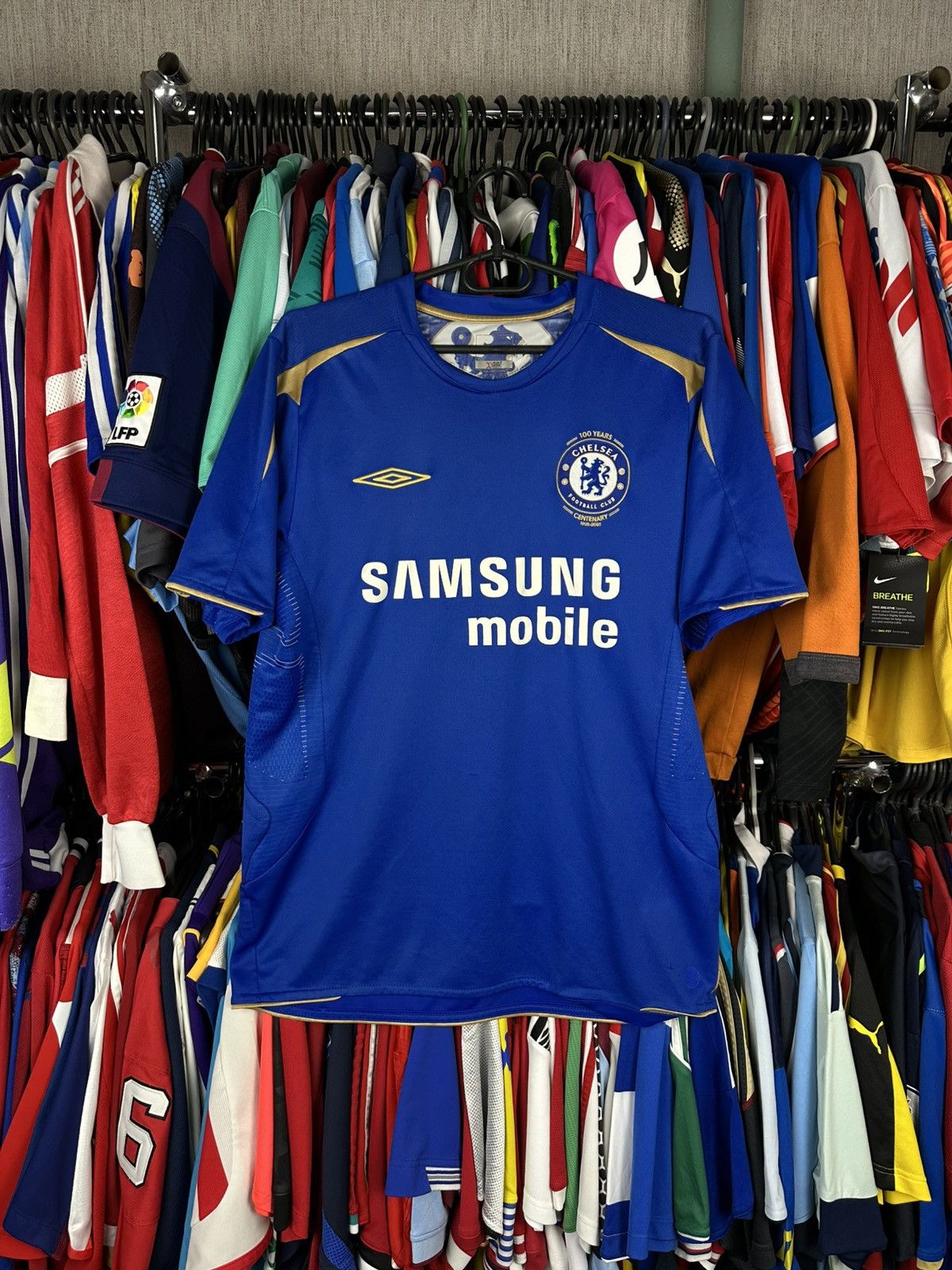 Umbro CHELSEA 2005 2006 HOME FOOTBAL SHIRT SOCCER JERSEY UMBRO M Size US M / EU 48-50 / 2 - 1 Thumbnail