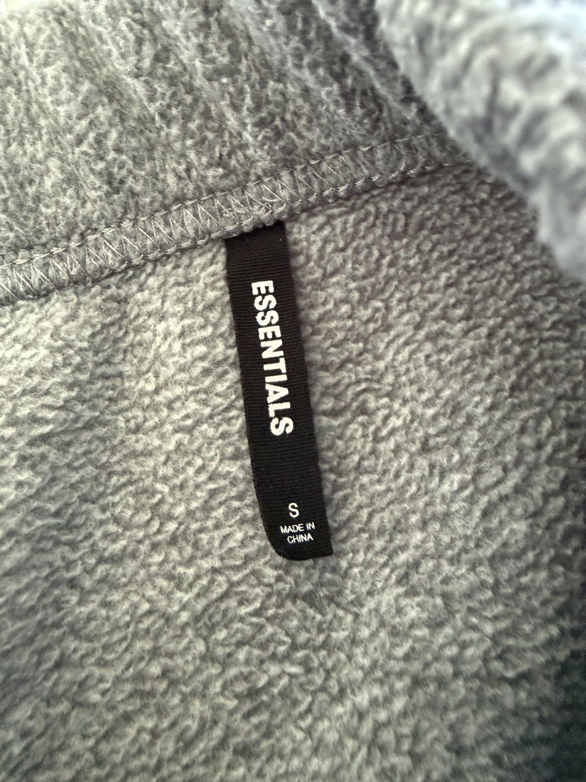 Essentials Fear of God Essentials Grey Fleece Sweatpants Size S Size US 32 / EU 48 - 5 Thumbnail