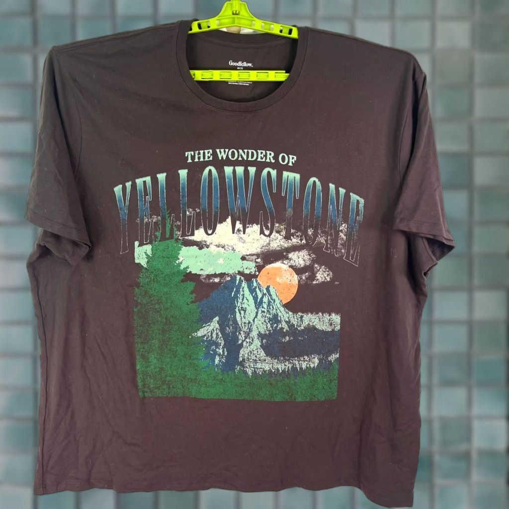 Vintage Goodfellow Yellowstone Wonder Of T-Shirt Mens 4XL Brown Logo Graphic Print Crew Neck Short Sleeve Regular Fit Cotton Blend Size US XXL / EU 58 / 5 - 1 Thumbnail