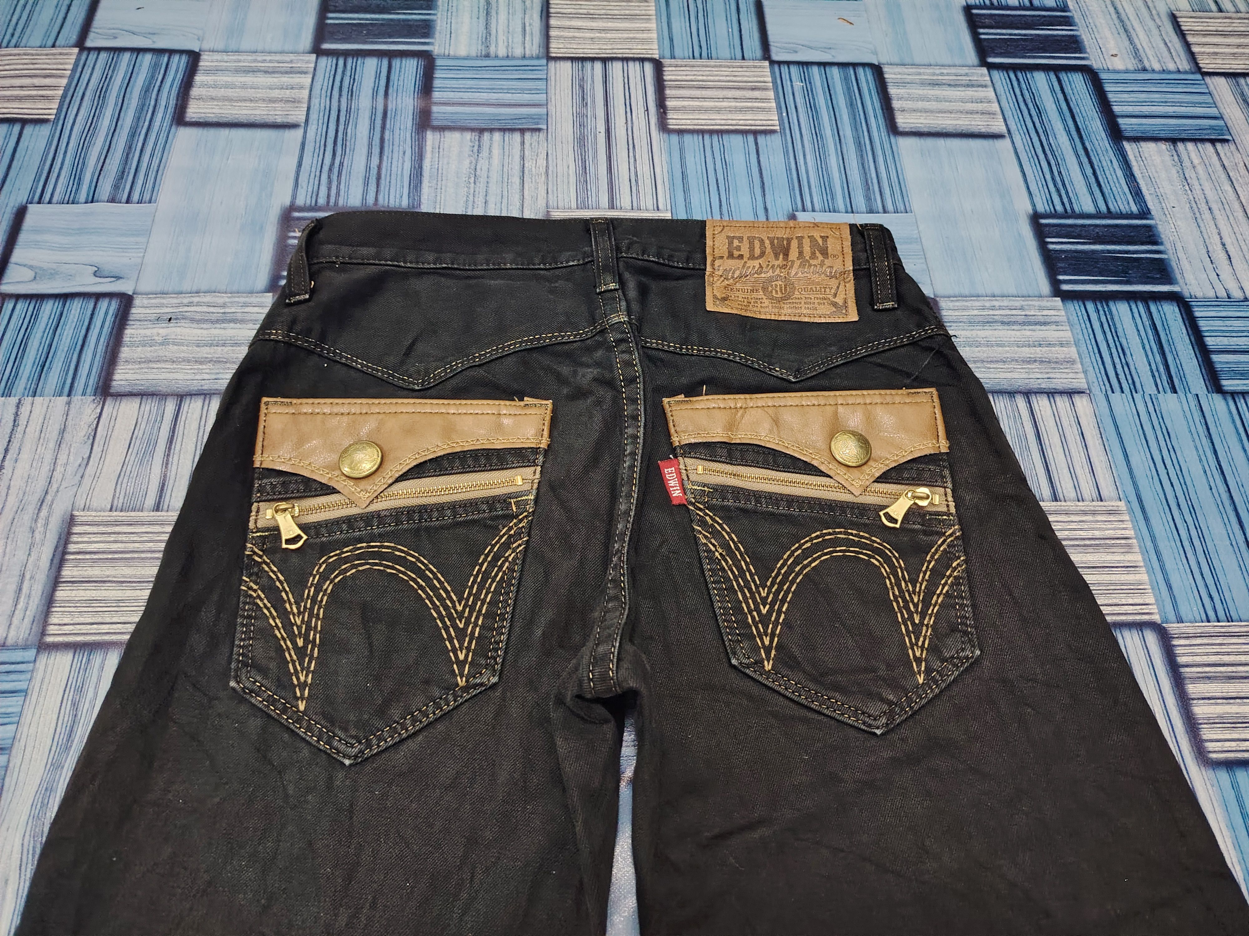 Who Decides War Japanese Edwin Exclusive Vintage flared Jeans Size US 31 - 13 Thumbnail