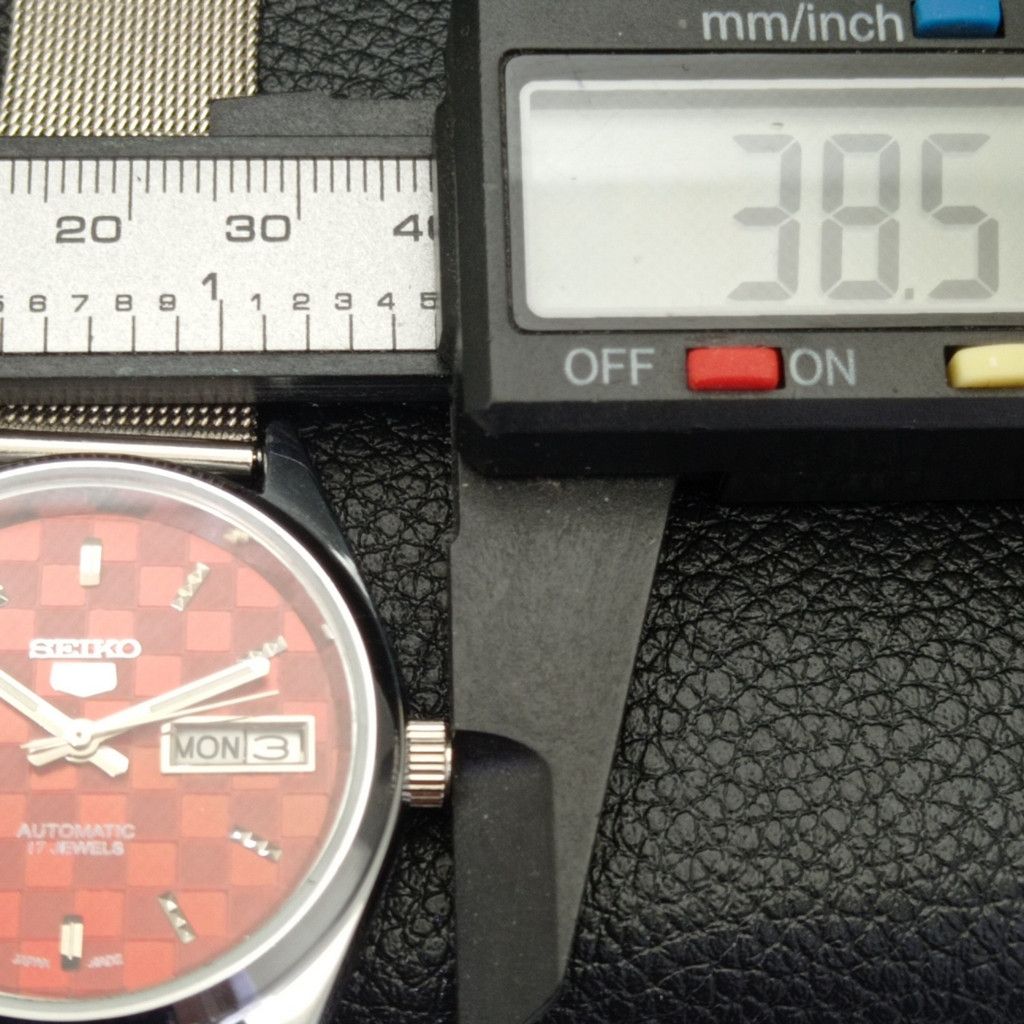 Seiko REFURBISHED VINTAGE SEIKO 5 AUTO JAPAN MENS WATCH a440236 Size 38 - 6 Thumbnail