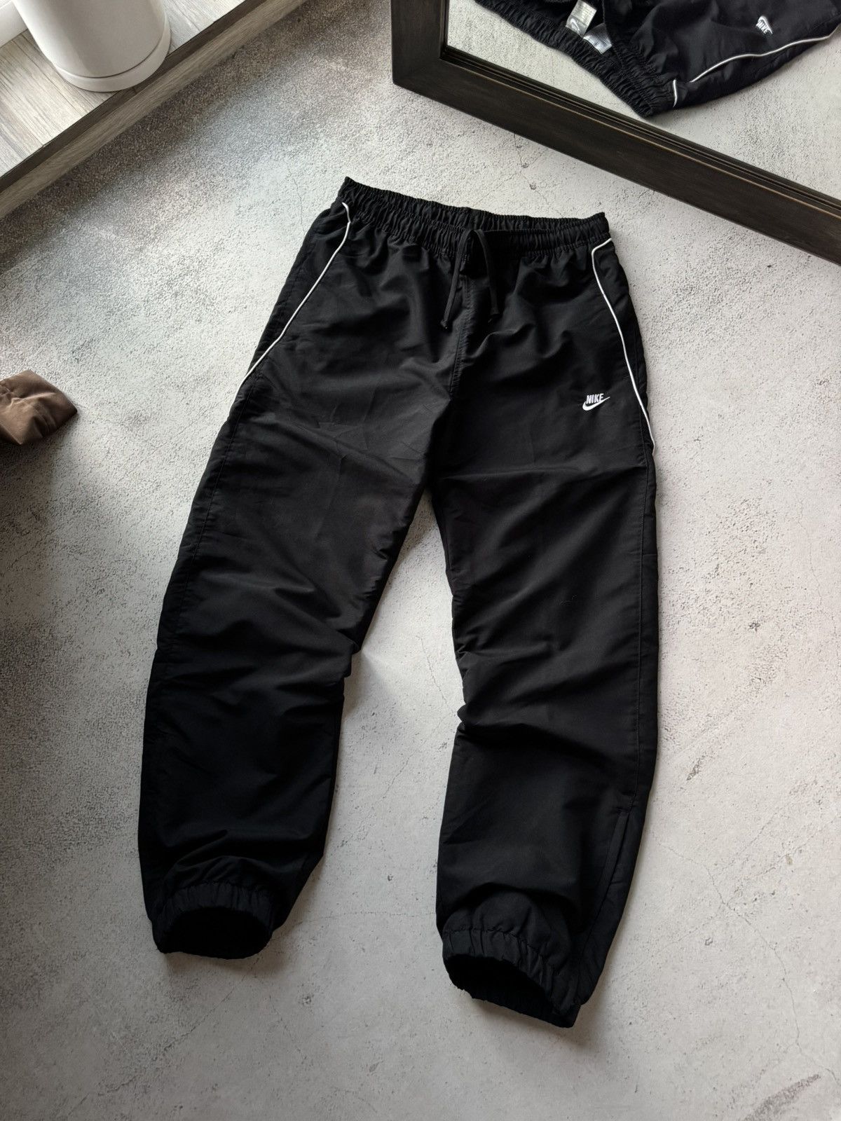 Nike Nike Vintage Drill UK Black Logo Nylon Pants Size US 32 / EU 48 - 2 Thumbnail
