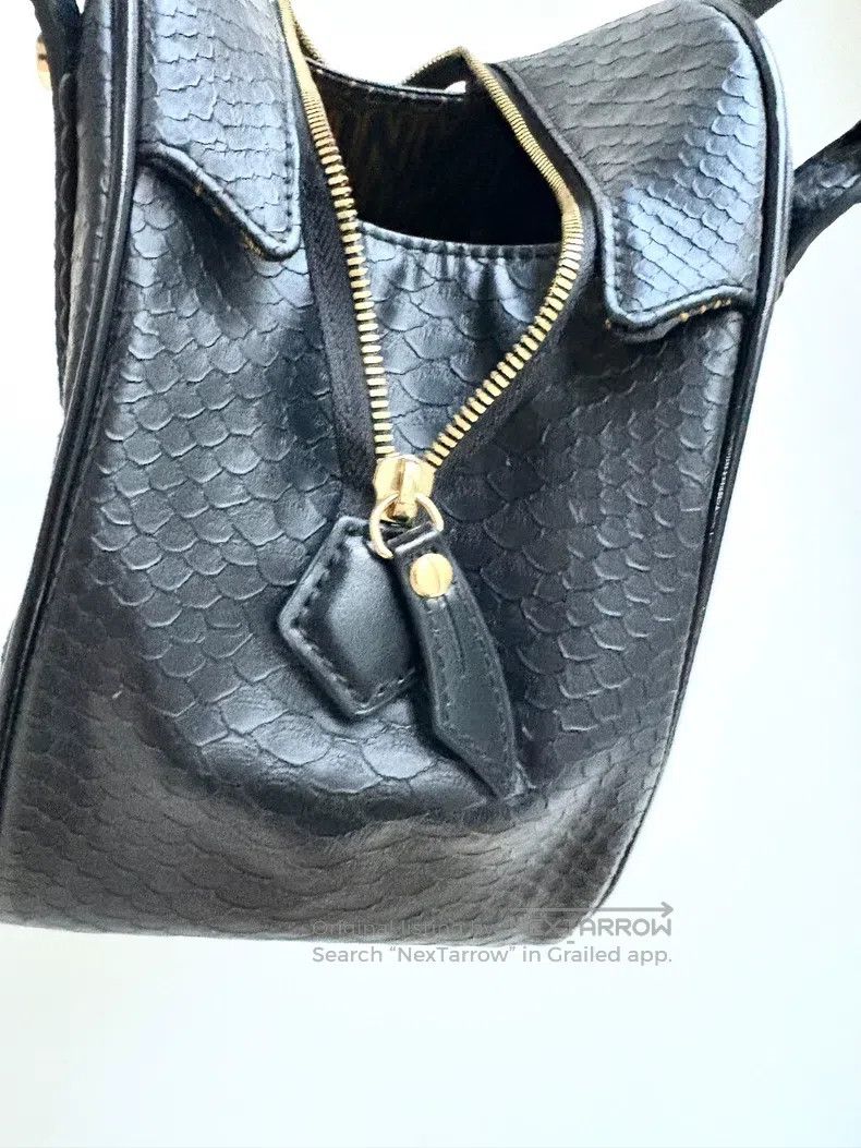 Vivienne Westwood vivienne westwood size os aoglomania Black Crocodile Leathe Size ONE SIZE - 5 Thumbnail