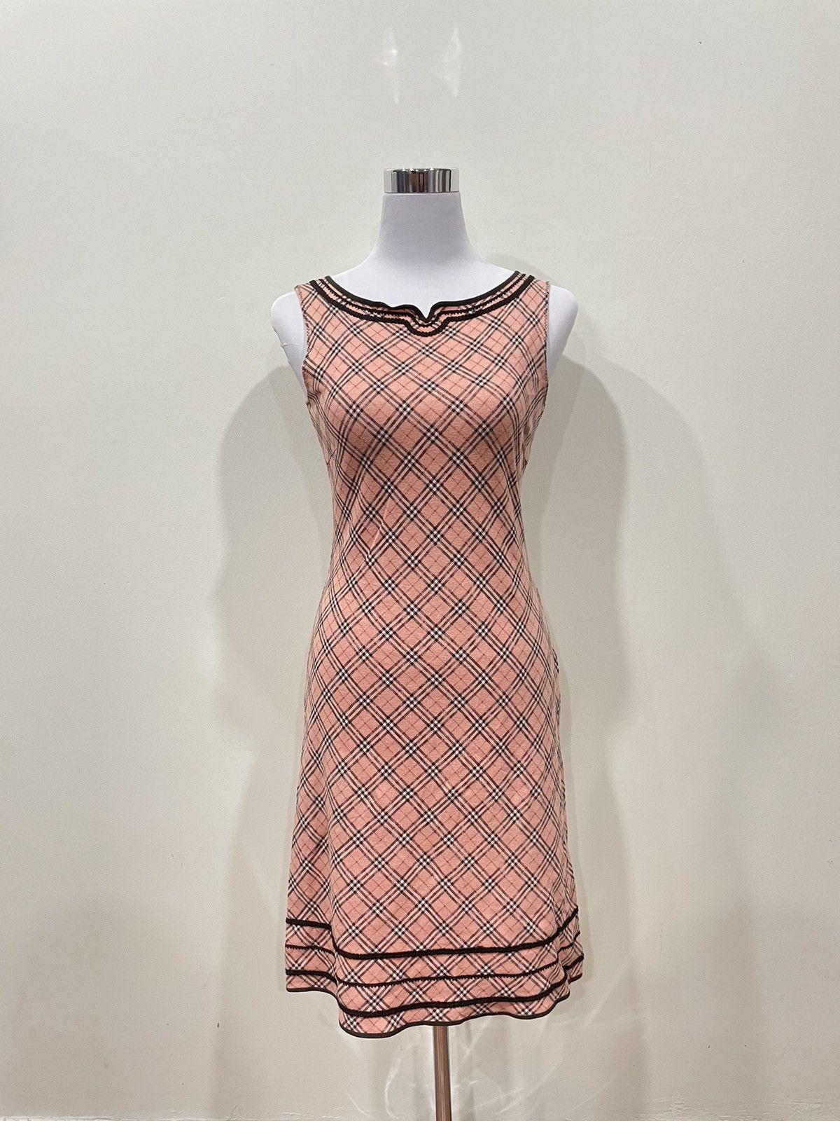Burberry Burberry Novachek Sleeveless Dress Size M / US 6-8 / IT 42-44 - 1 Thumbnail