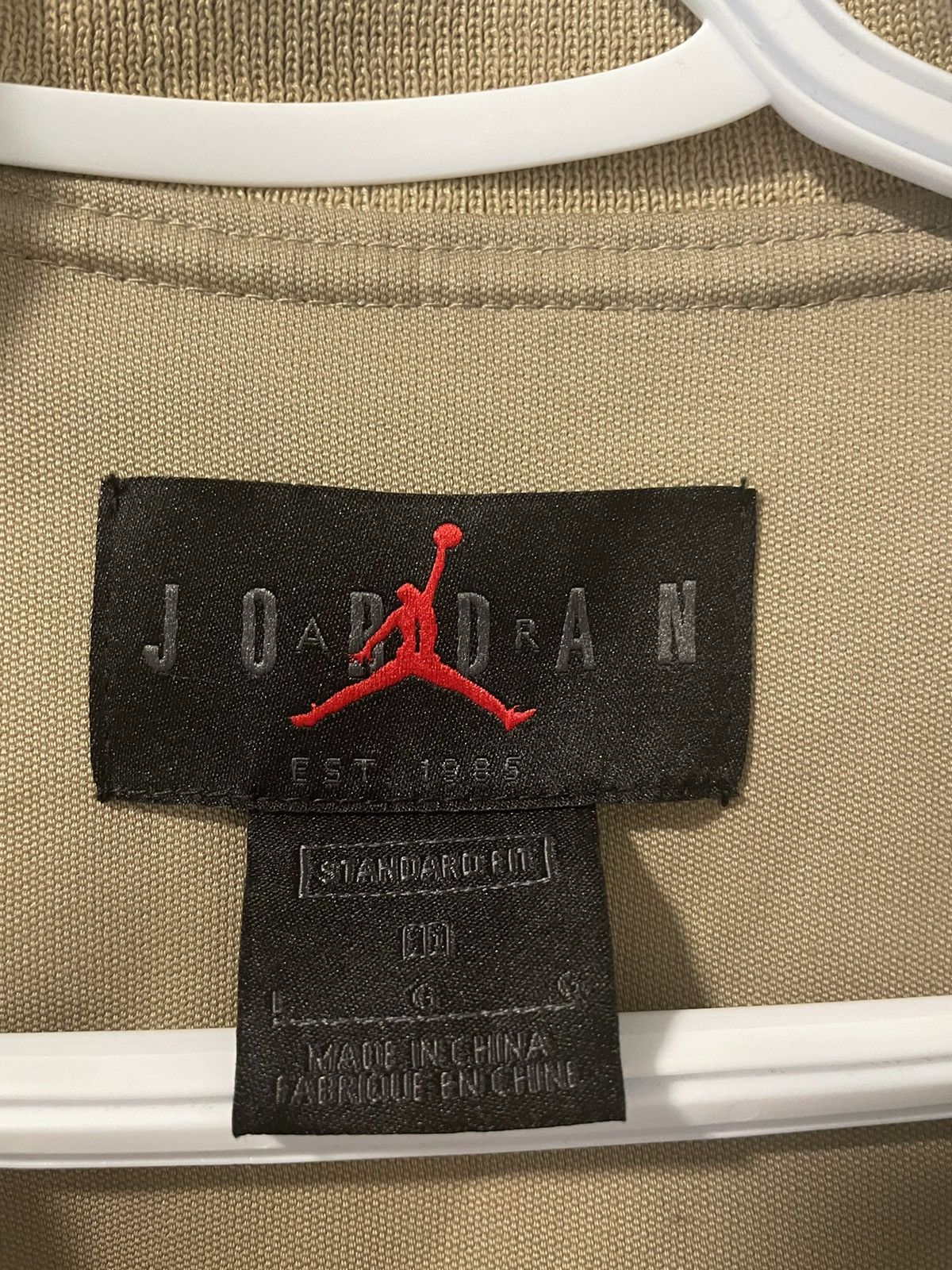 Jordan Brand × Travis Scott Cactus Jack Jordan Vest size large Size US L / EU 52-54 / 3 - 3 Thumbnail