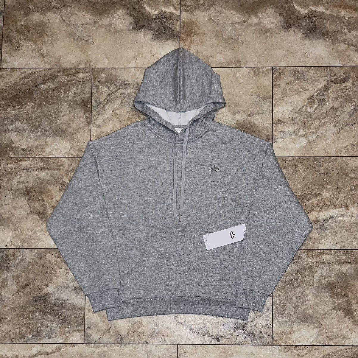 Alo Alo Yoga Accolade Hoodie Heather Grey Pullover Size Medium Size M / US 6-8 / IT 42-44 - 1 Thumbnail
