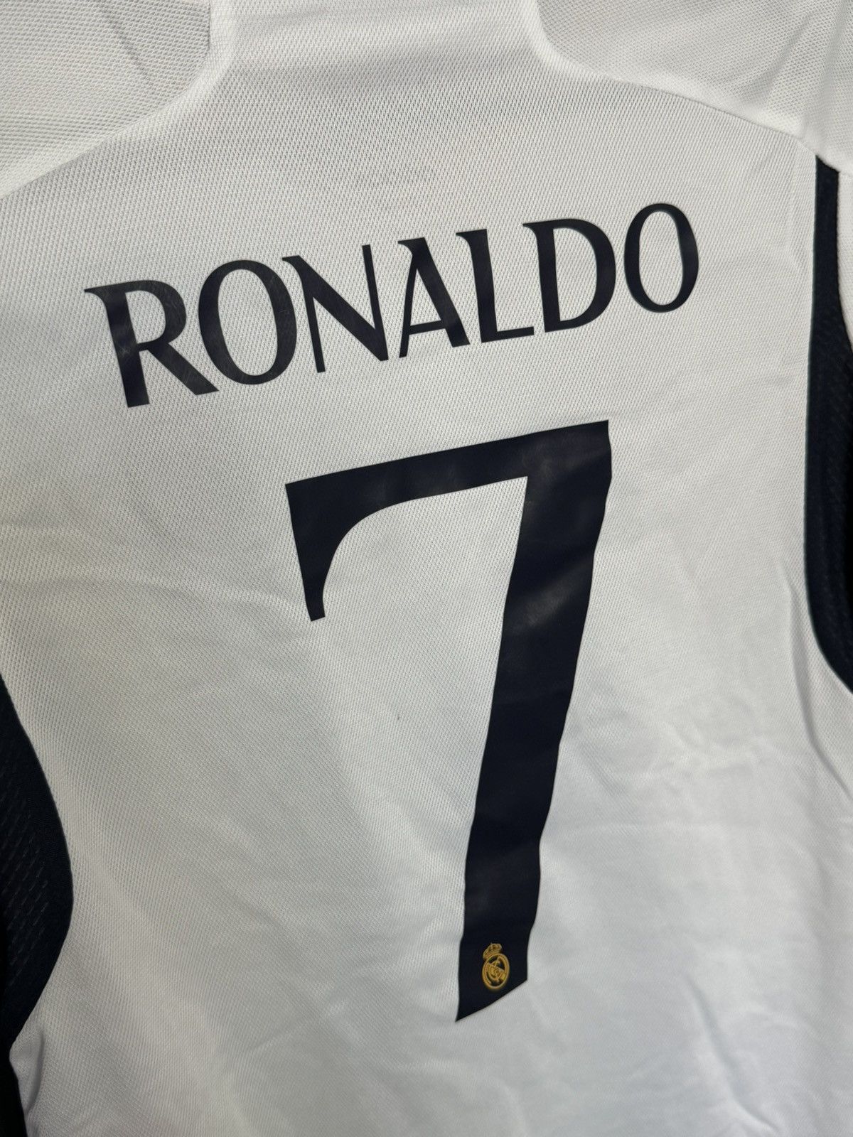 Adidas KIDS New Real Madrid 23/24 Home Ronaldo Football Jersey Size US XS / EU 42 / 0 - 3 Thumbnail