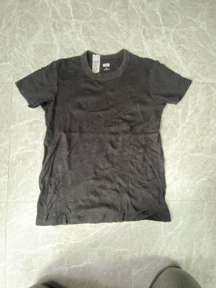 Uniqlo Uniqlo plain size Xs black label Size US XS / EU 42 / 0 - 4 Thumbnail
