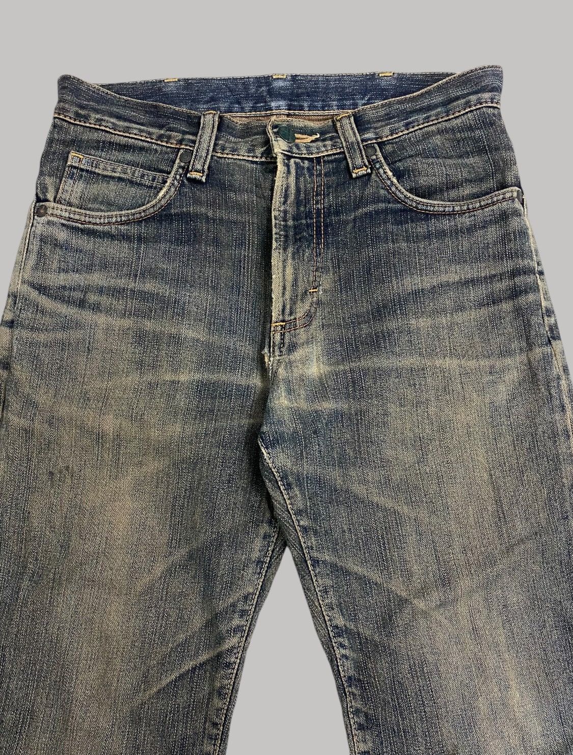 Japanese Brand × Wrangler Wrangler Denim Mud Washed Whisker Distressed Loose Fit Size US 30 / EU 46 - 5 Thumbnail