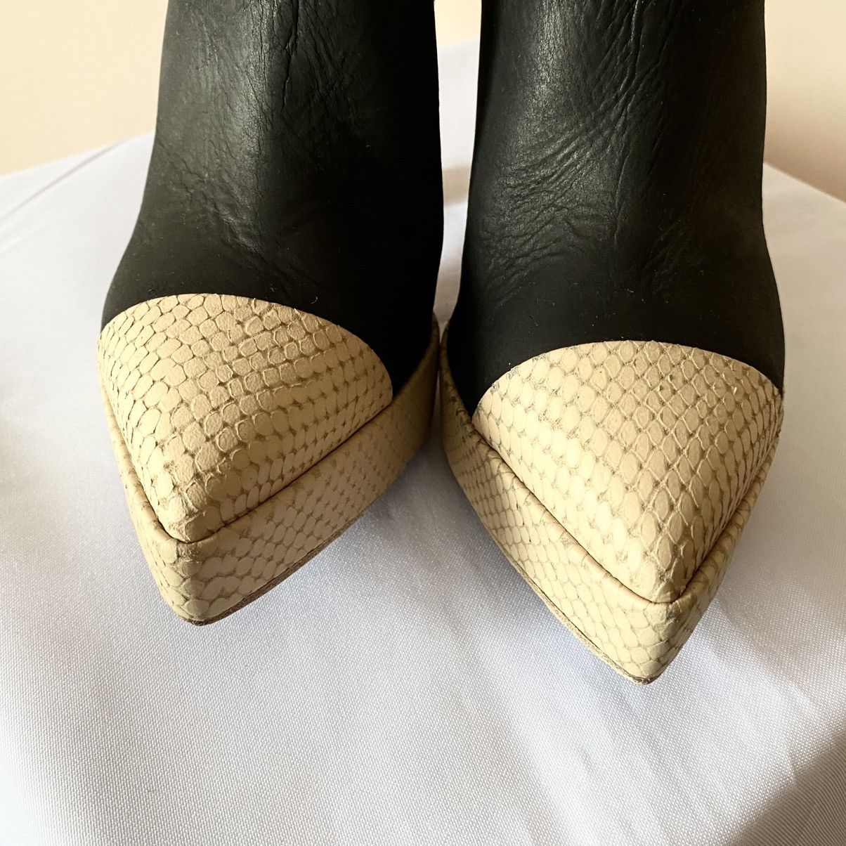 Acne Studios Acne Studios Black Snake Skin Heels Boots Office Vibe Y2K Size US 7 / IT 37 - 5 Thumbnail