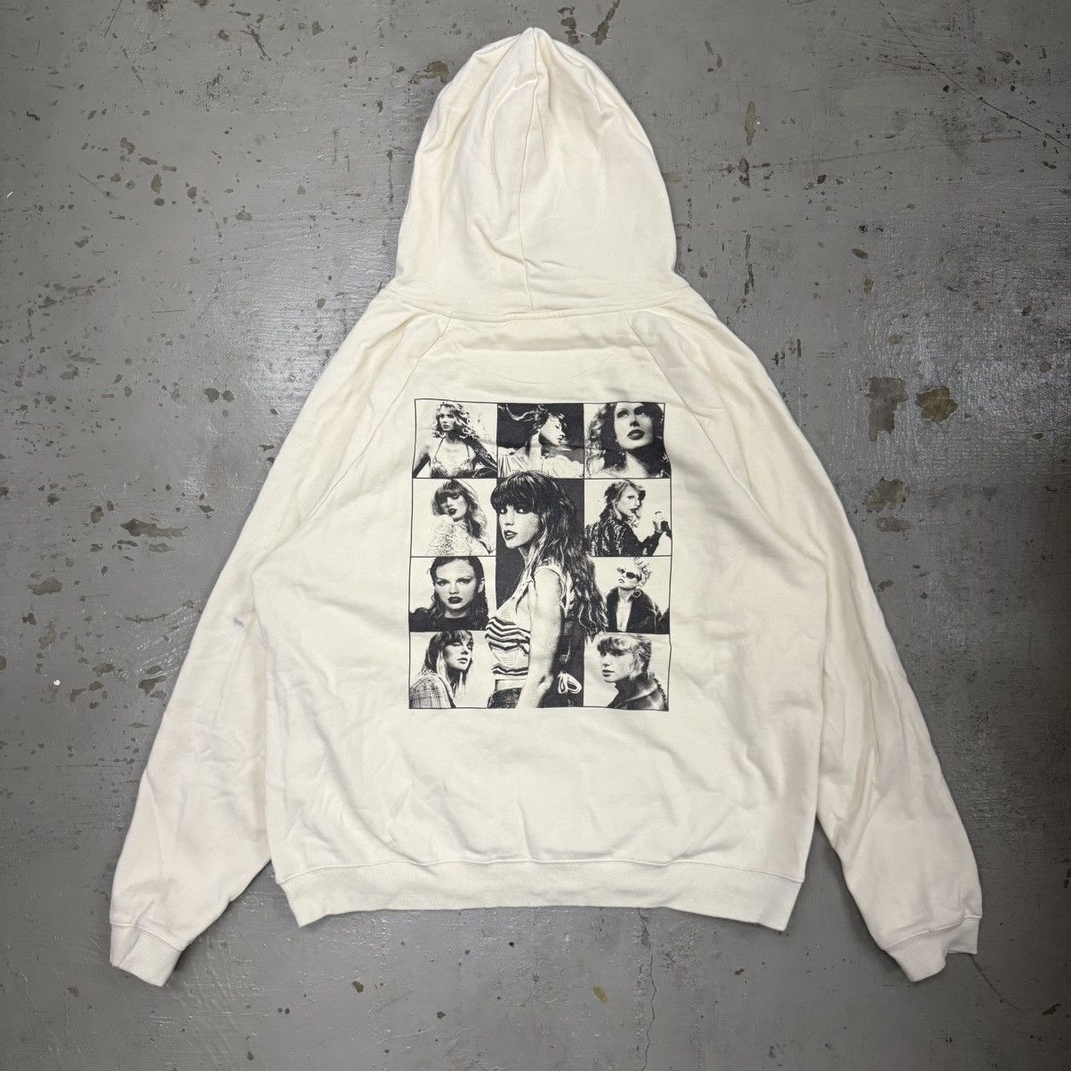 Band Tees 2024 Limited Edition Taylor Swift The Eras Tour Pullover Size US XL / EU 56 / 4 - 2 Thumbnail