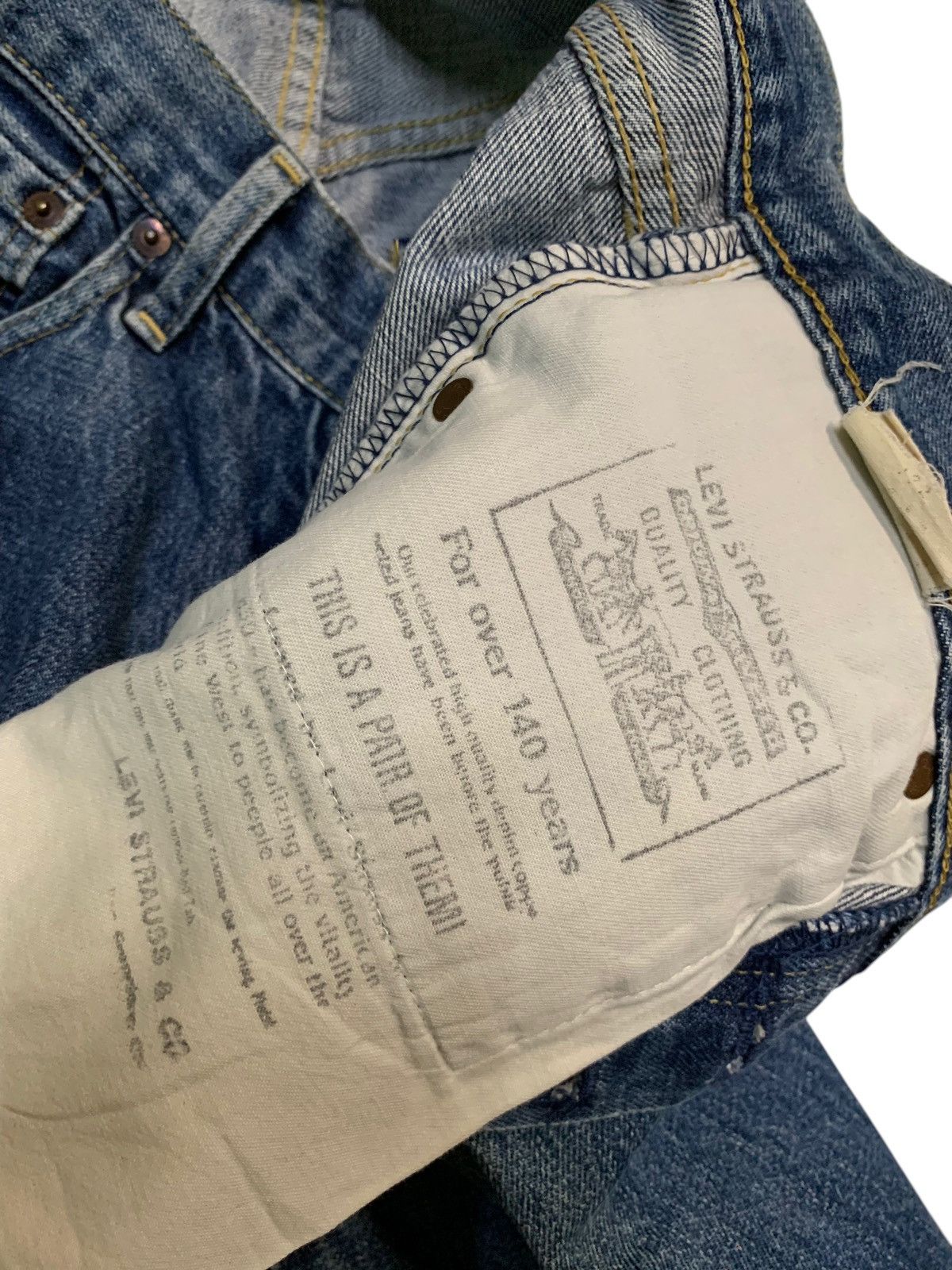 Levi's VINTAGE LEVIS 503B SELVEDGE BIG E FADED DISTRESSED DENIM Size US 28 / EU 44 - 19 Thumbnail