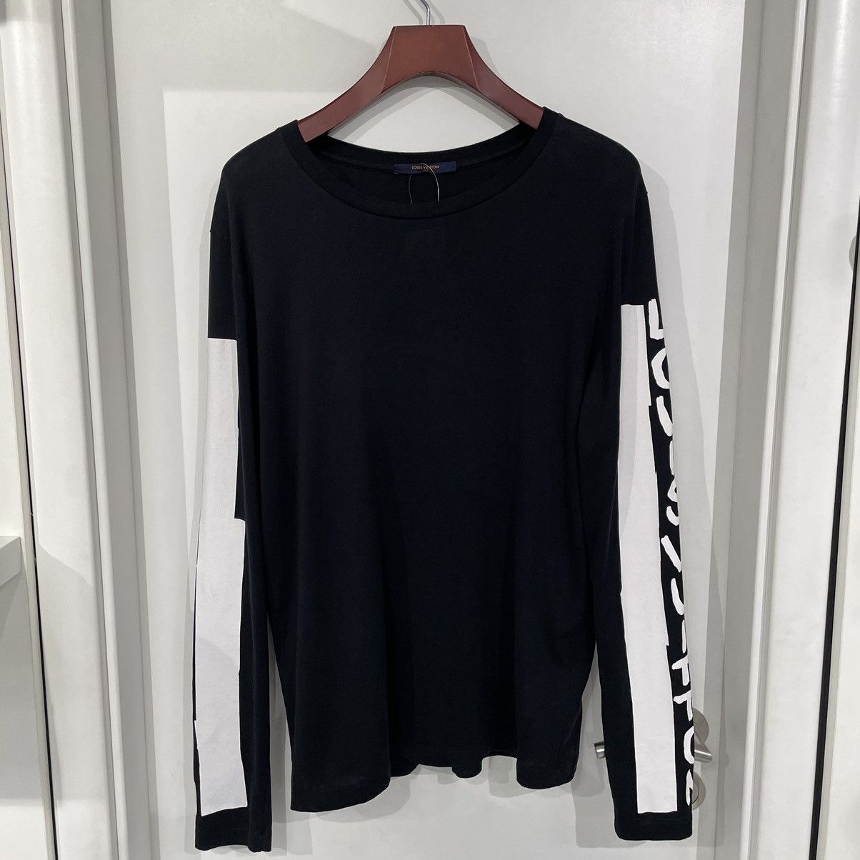 Louis Vuitton Louis Vuitton Longsleeve Black Size US M / EU 48-50 / 2 - 1 Thumbnail