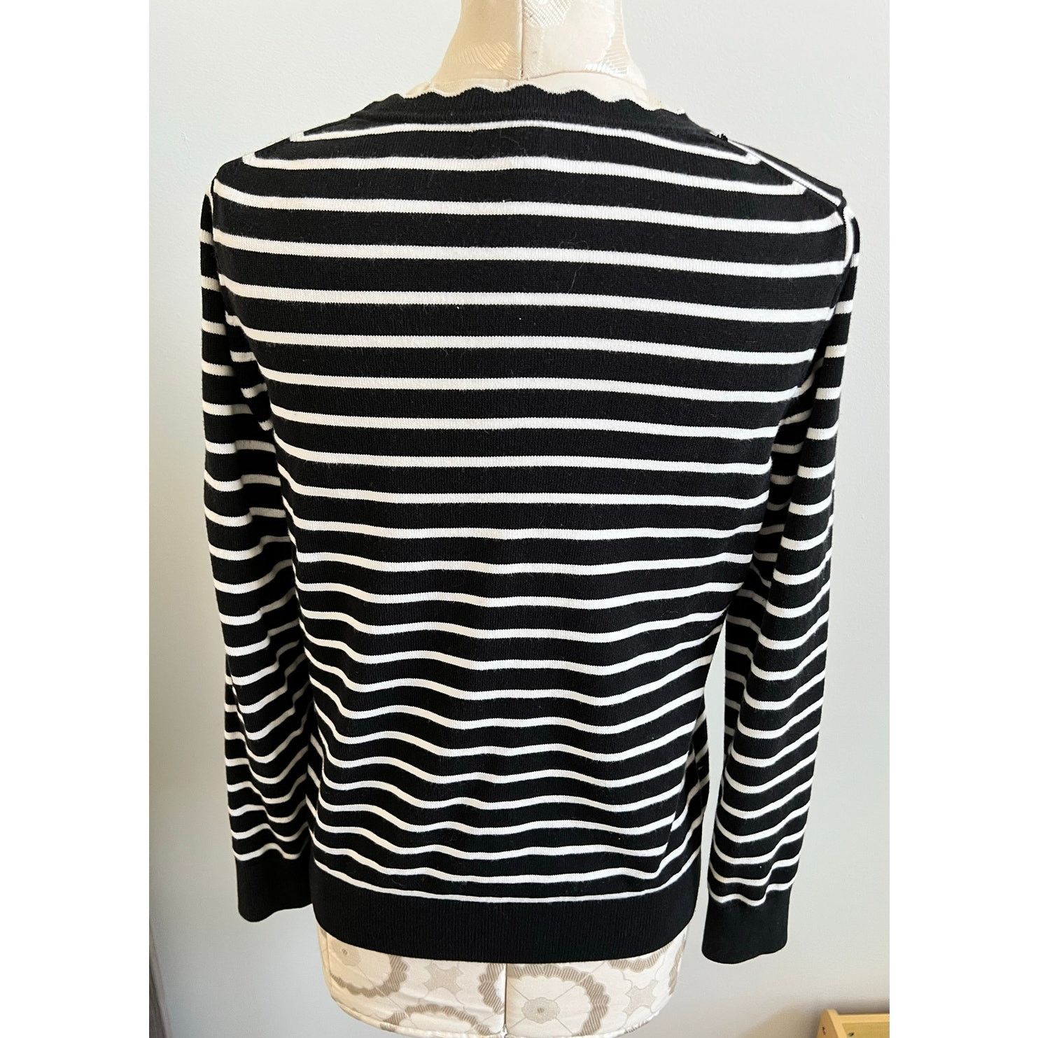 Banana Republic Banana Republic Scallop Collar Striped Sweater Medium Size M / US 6-8 / IT 42-44 - 4 Thumbnail