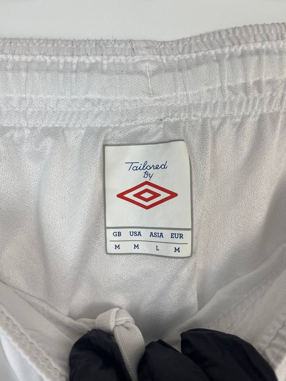 Umbro IRELAND HOME SHORTS FOOTBALL SOCCER UMBRO MENS SIZE M Size US 32 / EU 48 - 2 Thumbnail