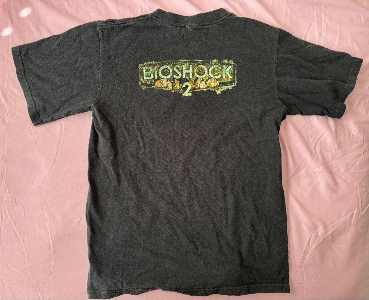 Vintage Y2K Bioshock 2 2 Big Daddy Shirt Size US S / EU 44-46 / 1 - 3 Thumbnail