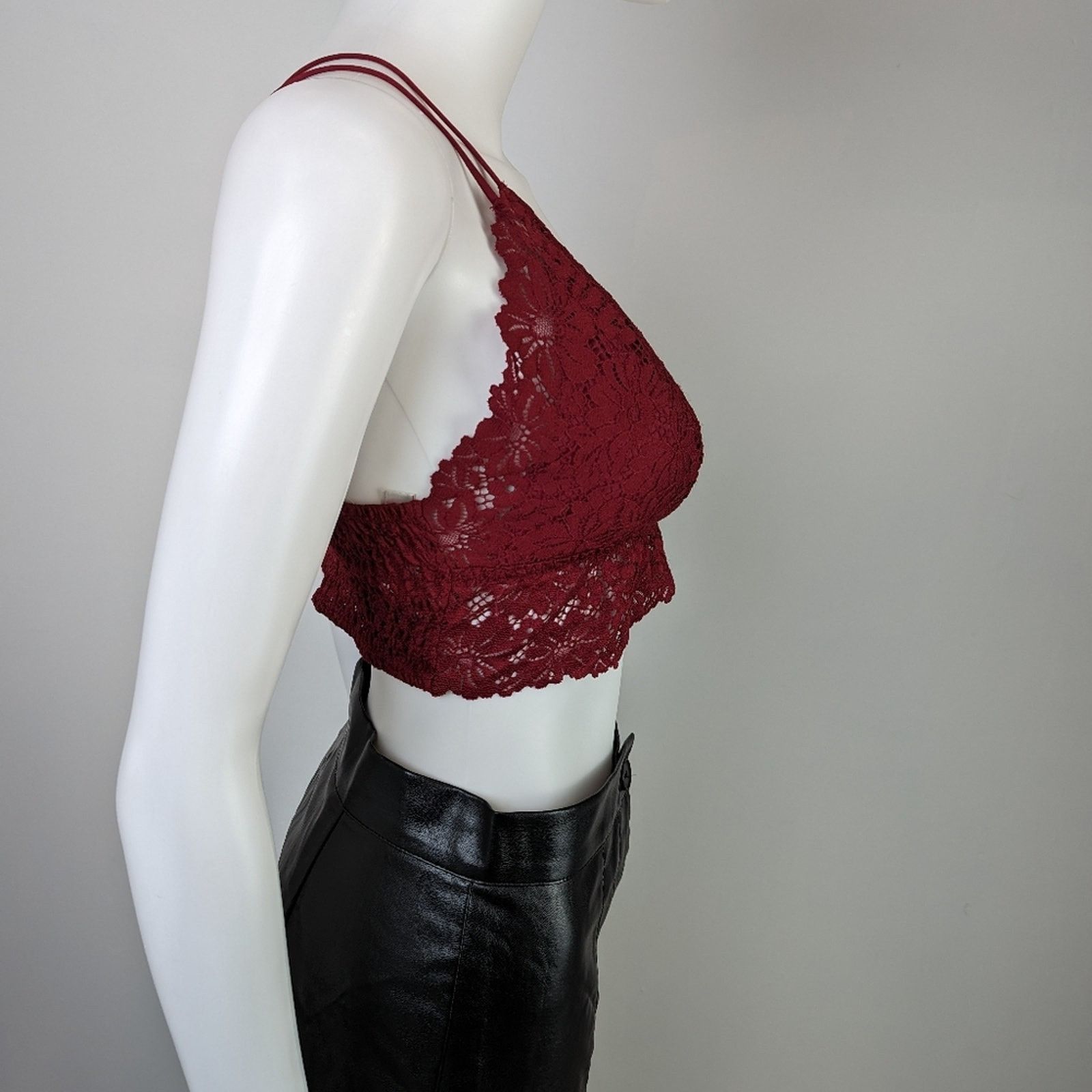 Victoria's Secret Victoria's Secret Lace Bralette Size ONE SIZE - 2 Thumbnail