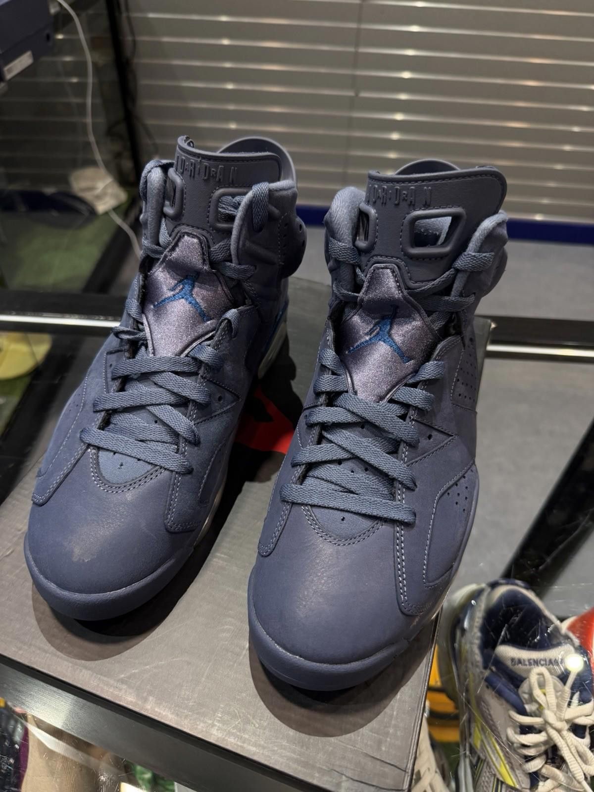 Jordan Brand Jordan 6 Retro Diffused Blue 2018 Size 8.5 Used RARE Size US 8.5 / EU 41-42 - 7 Thumbnail