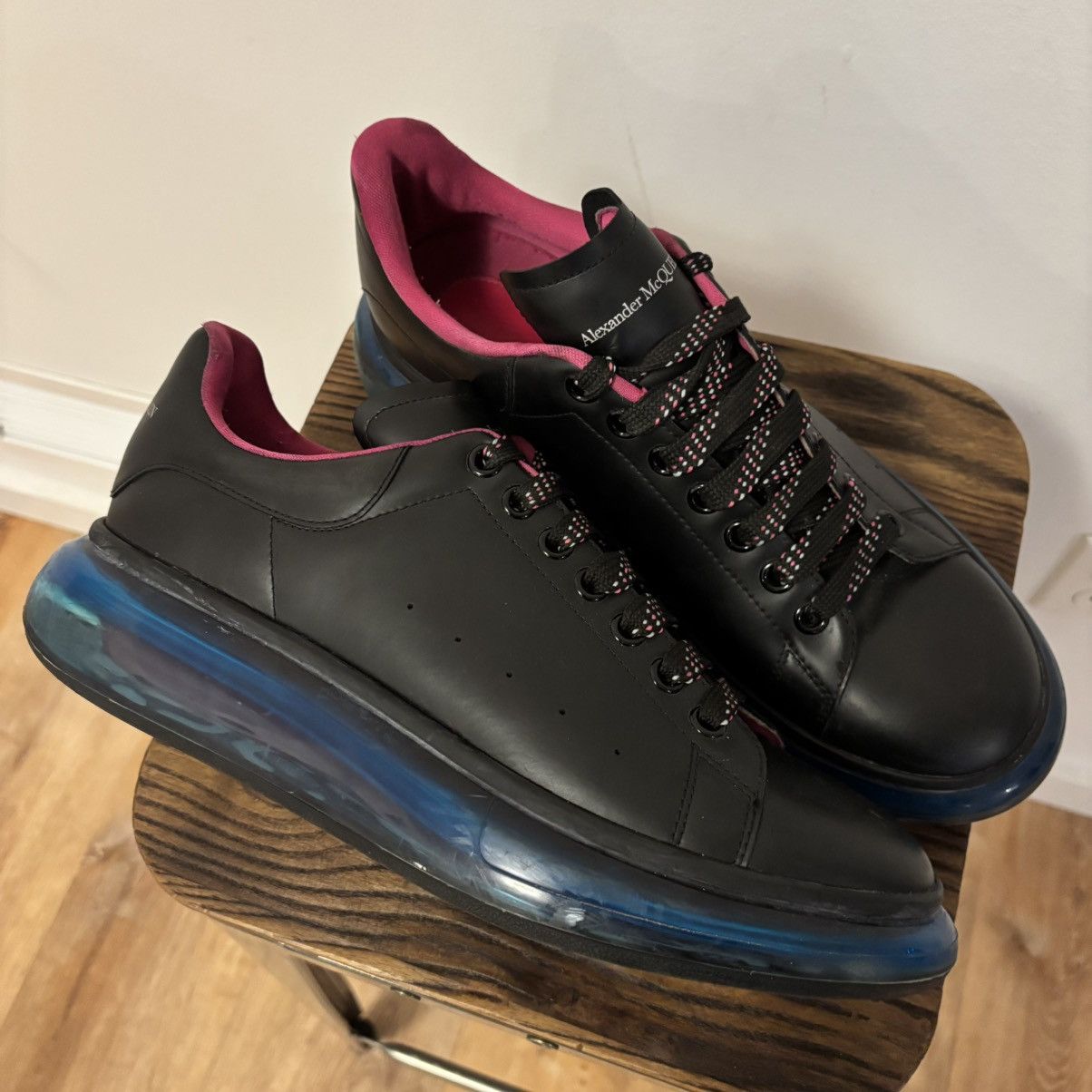 Alexander McQueen Alexander mcqueen black aruba size 45 Size US 12 / EU 45 - 1 Thumbnail