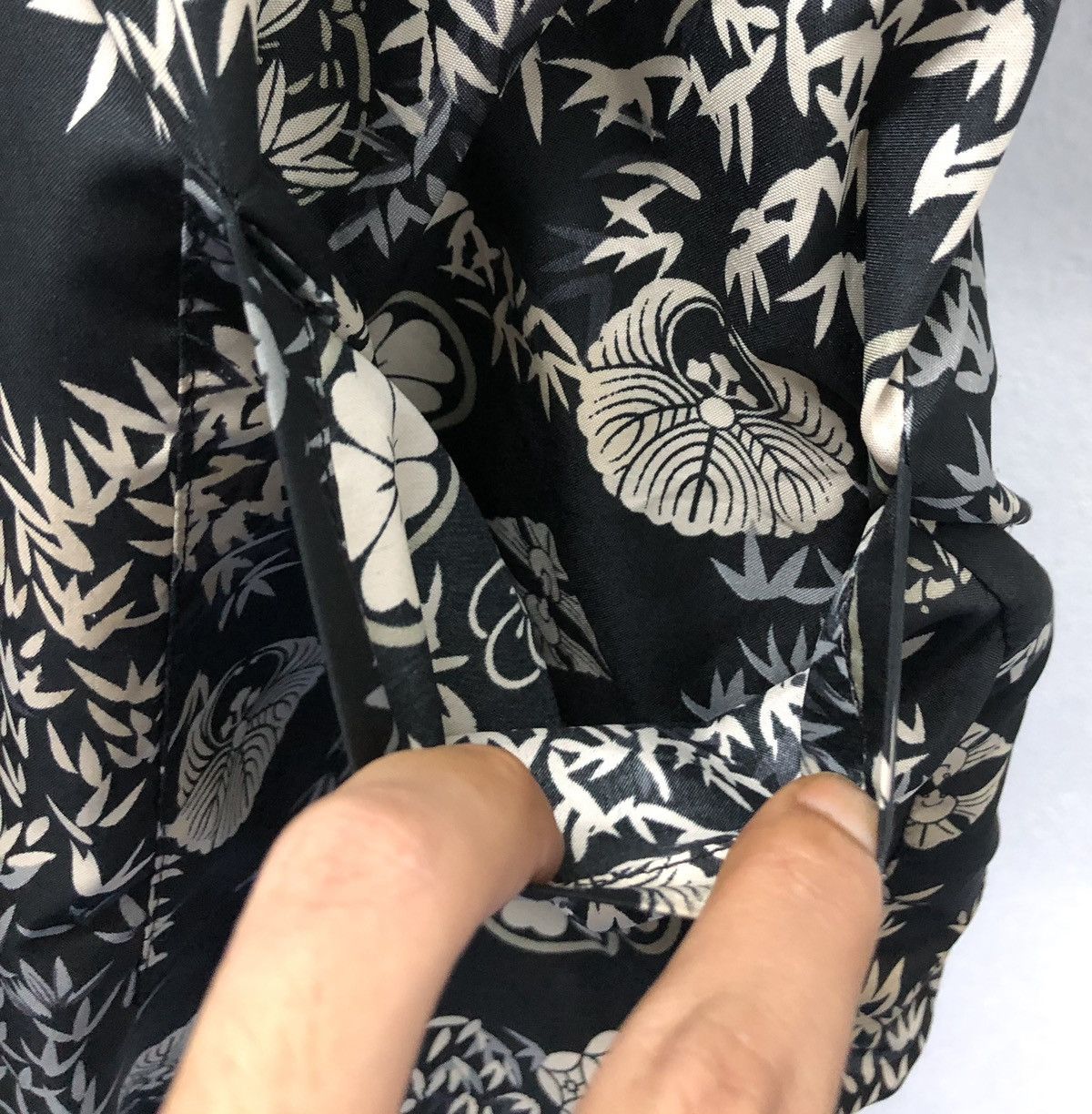 Japanese Brand × Vintage Vintage Japanese Brand Kimono Size US L / EU 52-54 / 3 - 5 Thumbnail