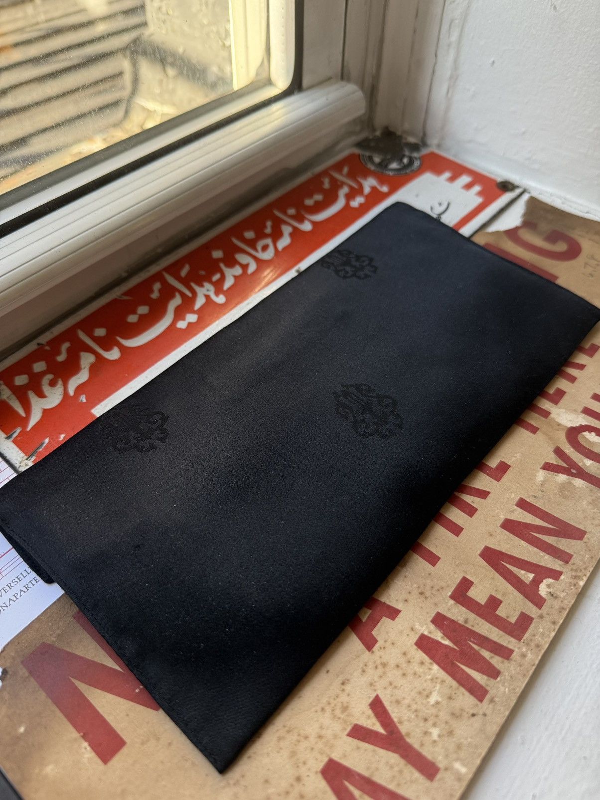Chrome Hearts 🚭GRAIL🚭EARLY 2000s "FUCK YOU" SILK SLEEPING MASK w/ CASE Size ONE SIZE - 17 Thumbnail