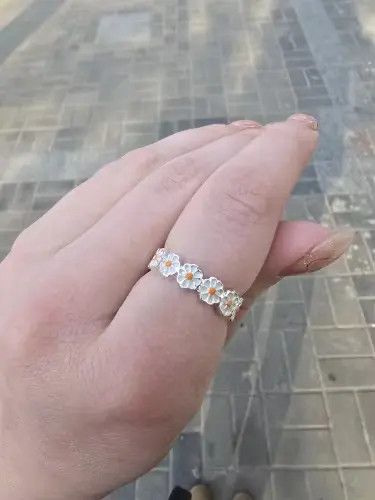 Other Daisy Flower Ring - Adjustable Statement Jewelry Size ONE SIZE - 5 Thumbnail